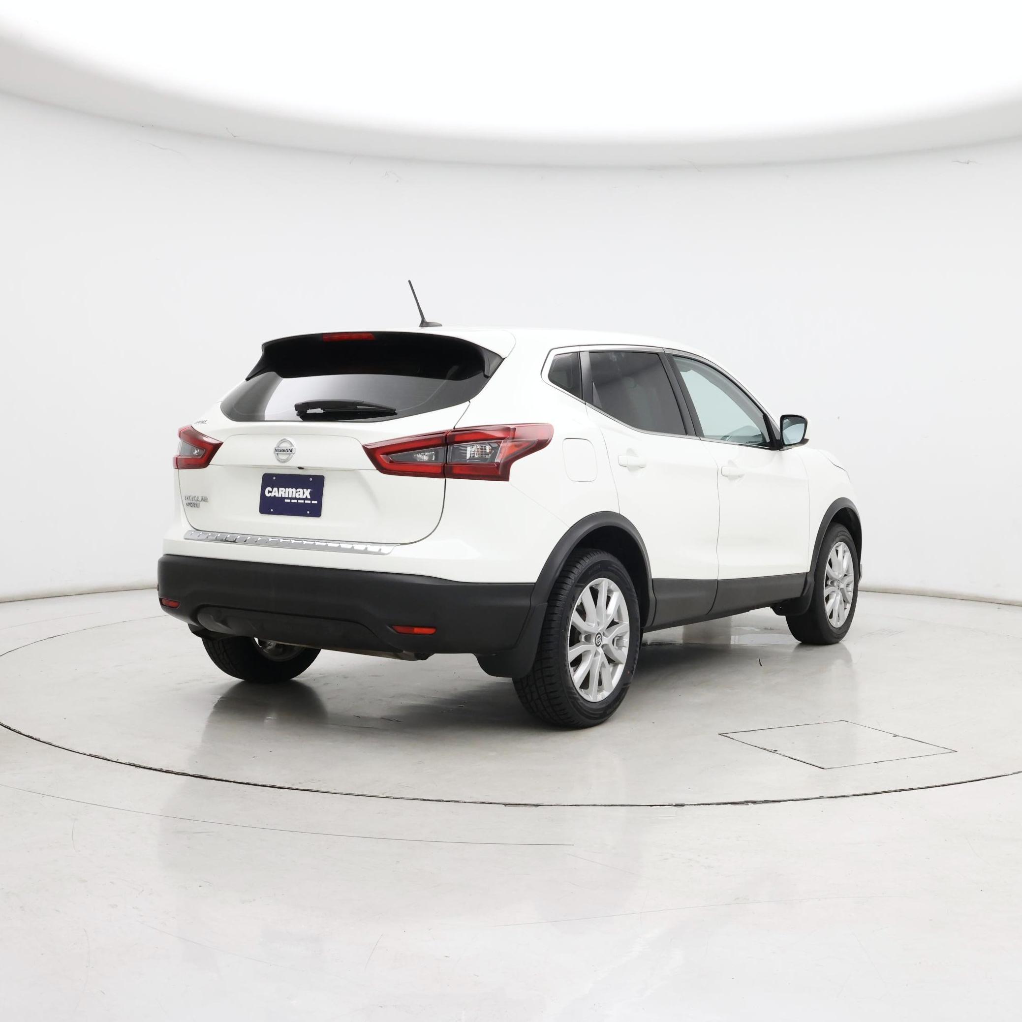 Thumbnail: 2020 Nissan Rogue Sport - 8