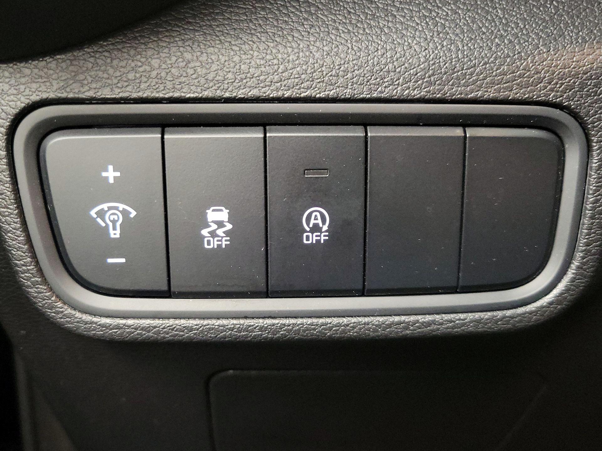 Thumbnail: 2023 Kia Soul - 13