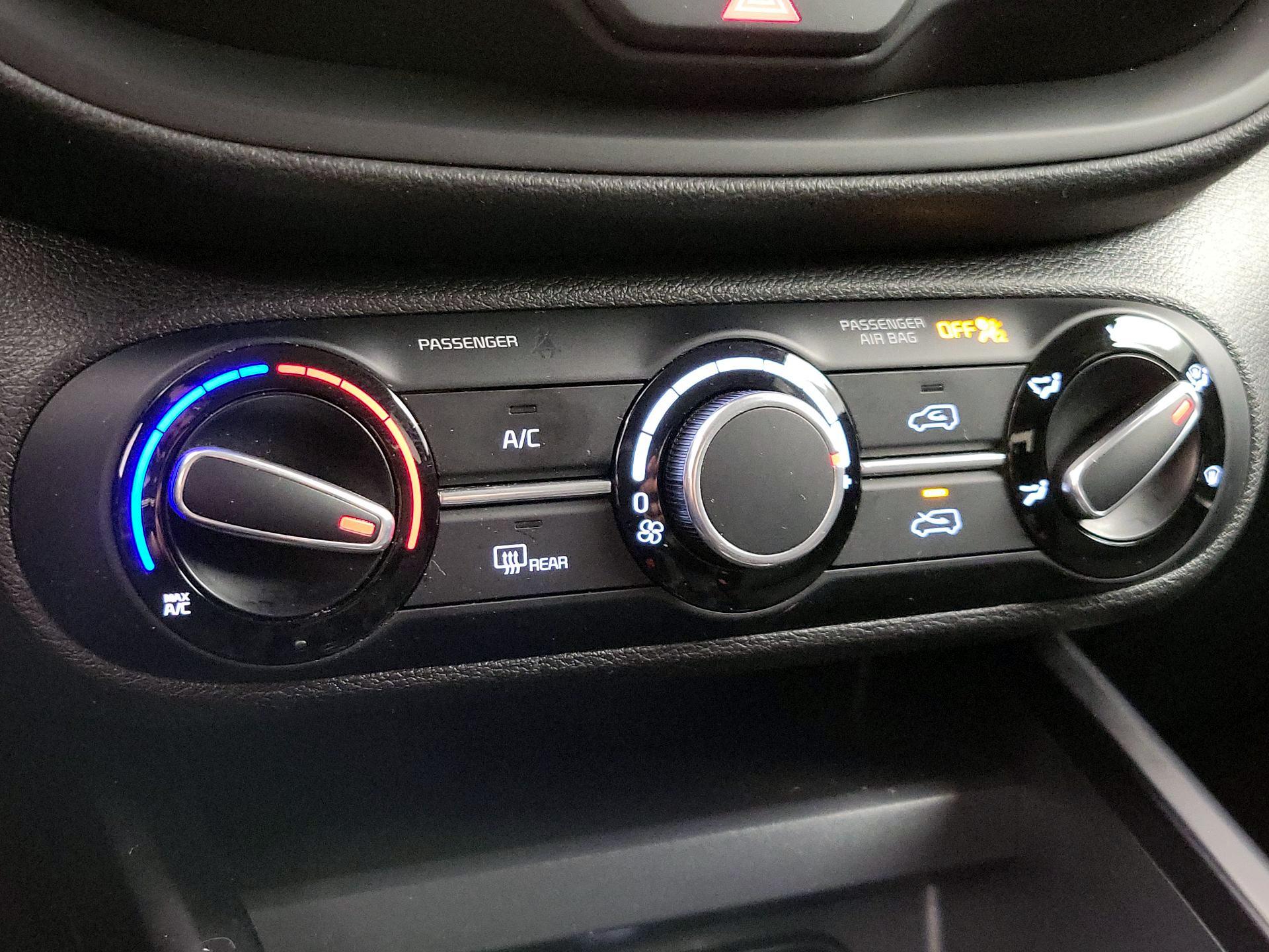 Thumbnail: 2023 Kia Soul - 16