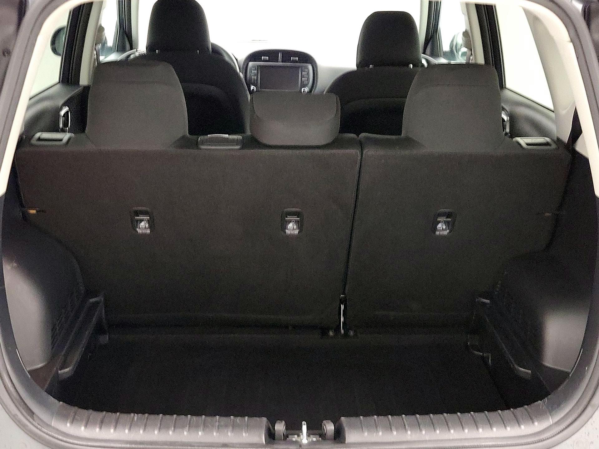 Thumbnail: 2023 Kia Soul - 20