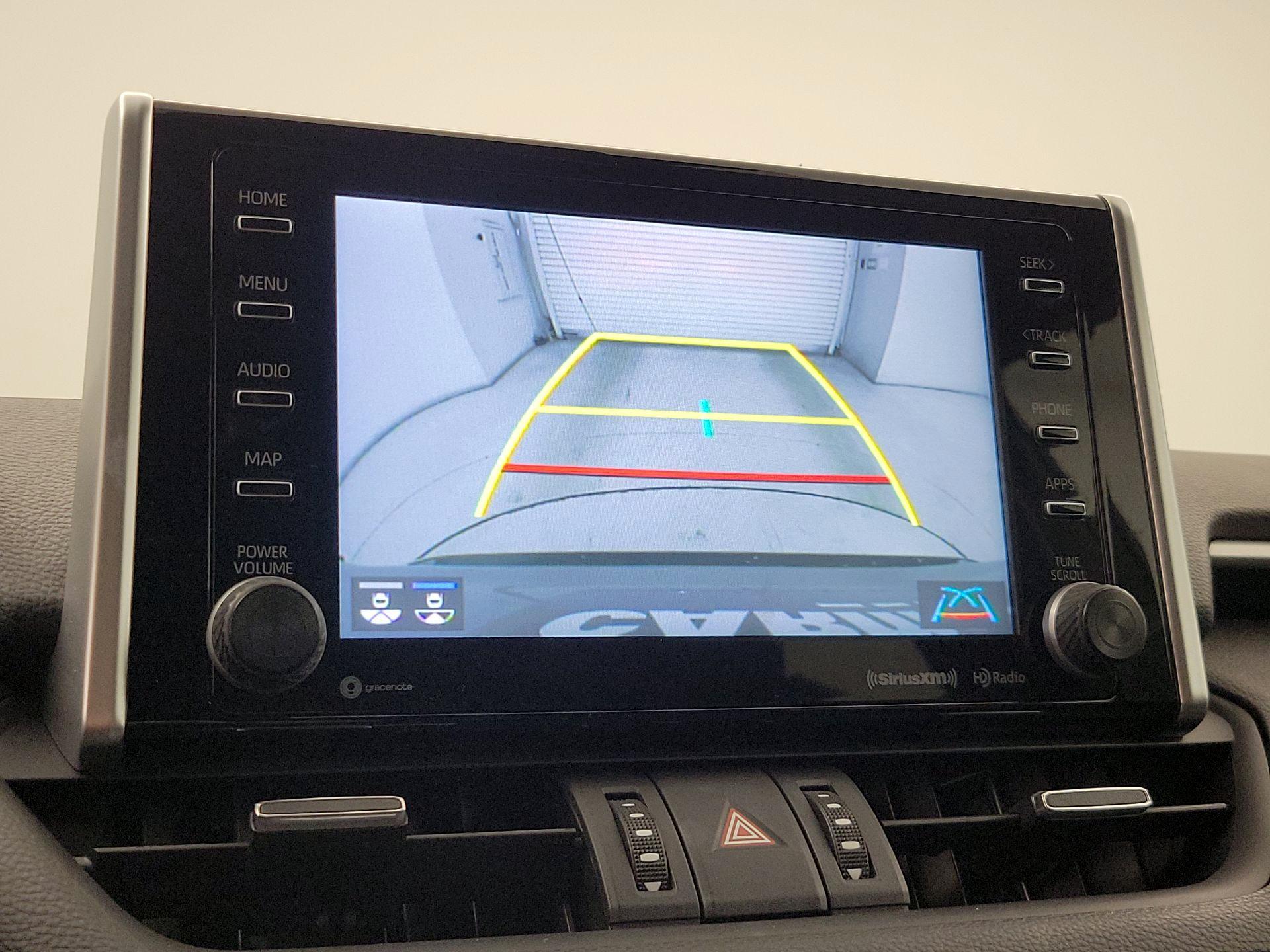 Thumbnail: 2021 Toyota RAV4 - 14