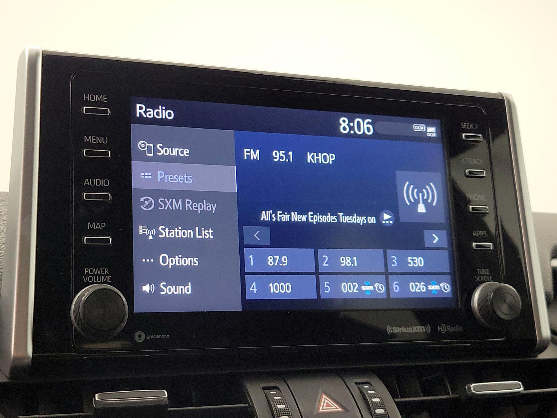 Thumbnail: 2021 Toyota RAV4 - 15