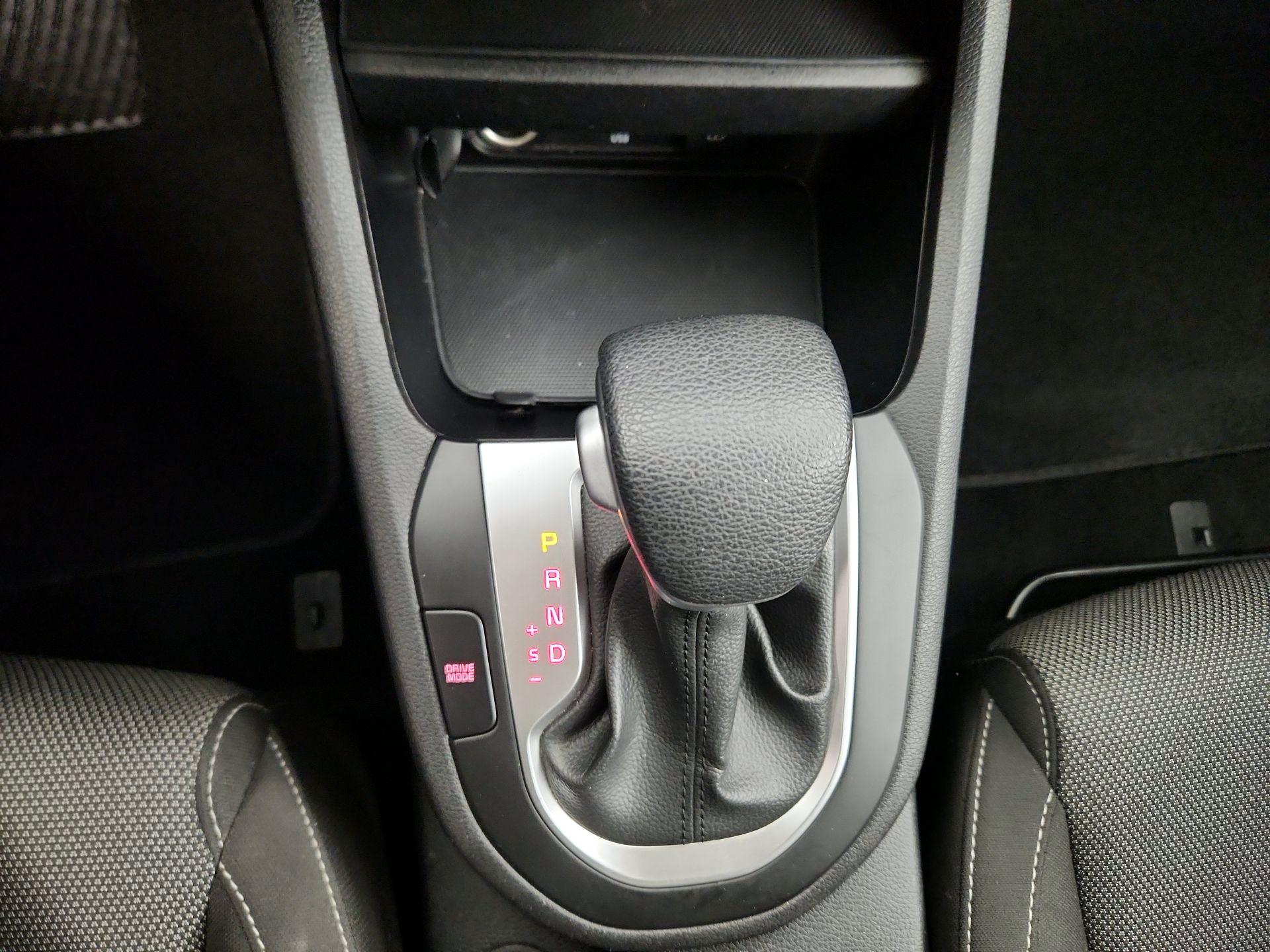 Thumbnail: 2024 Kia Forte - 17