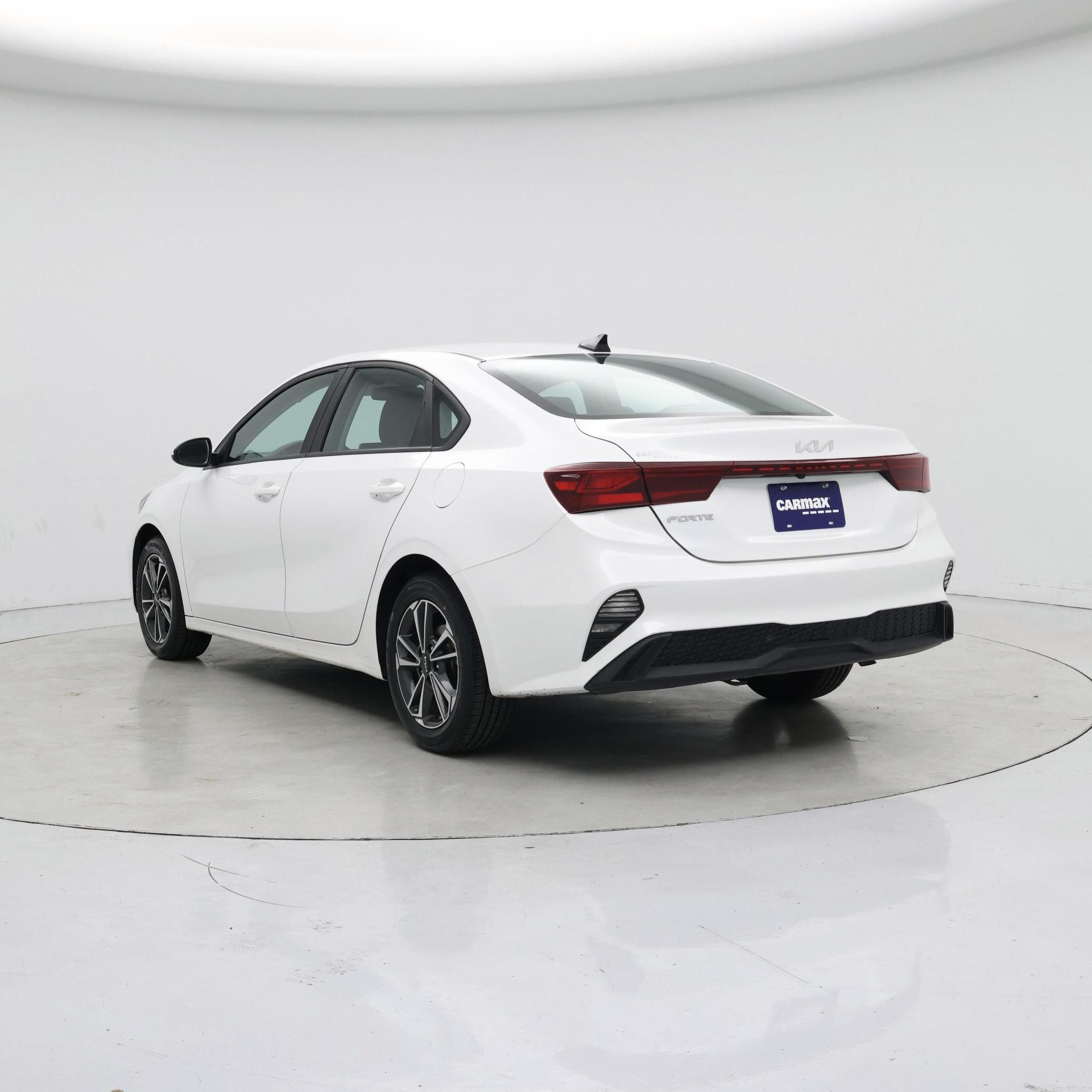 Thumbnail: 2024 Kia Forte - 2