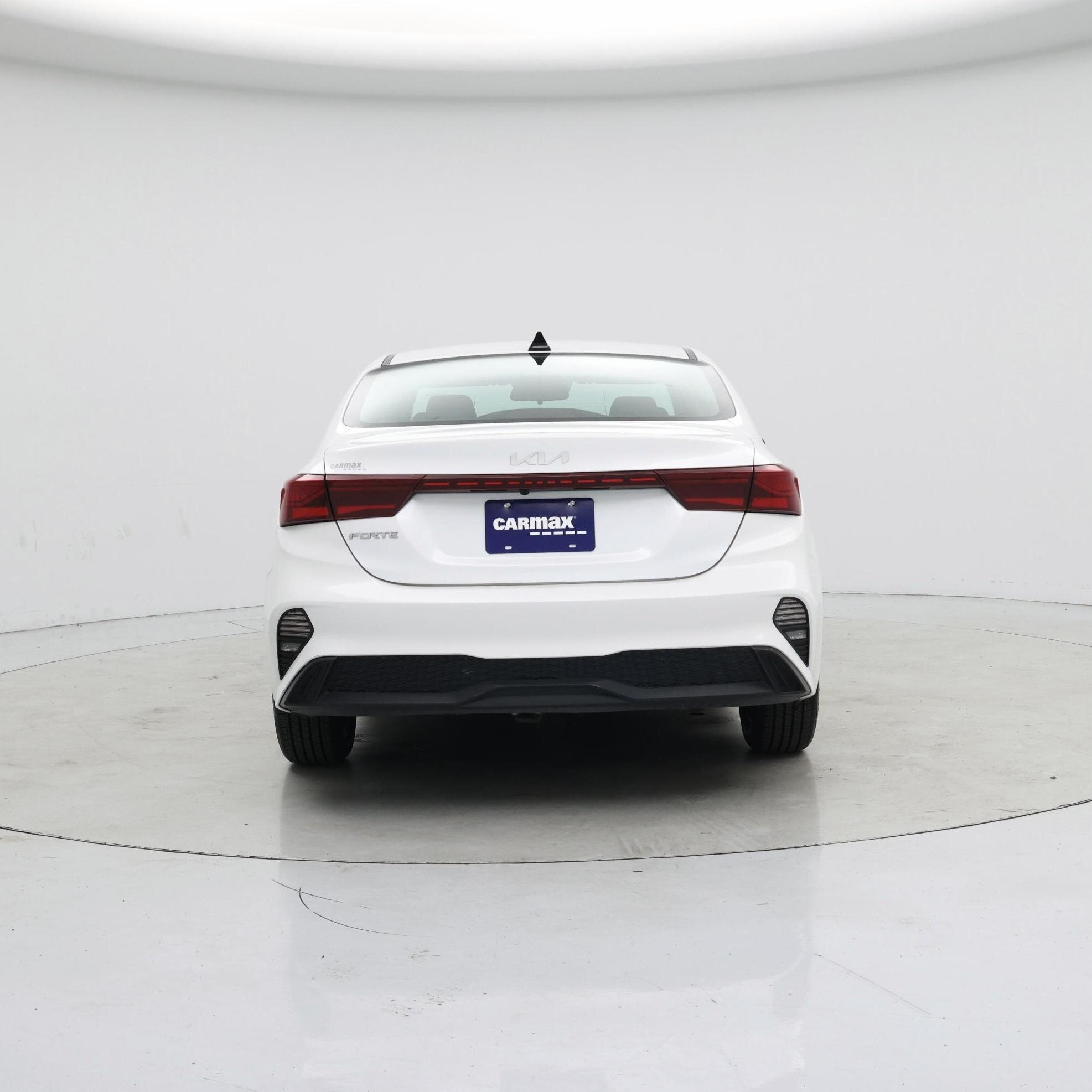 Thumbnail: 2024 Kia Forte - 6