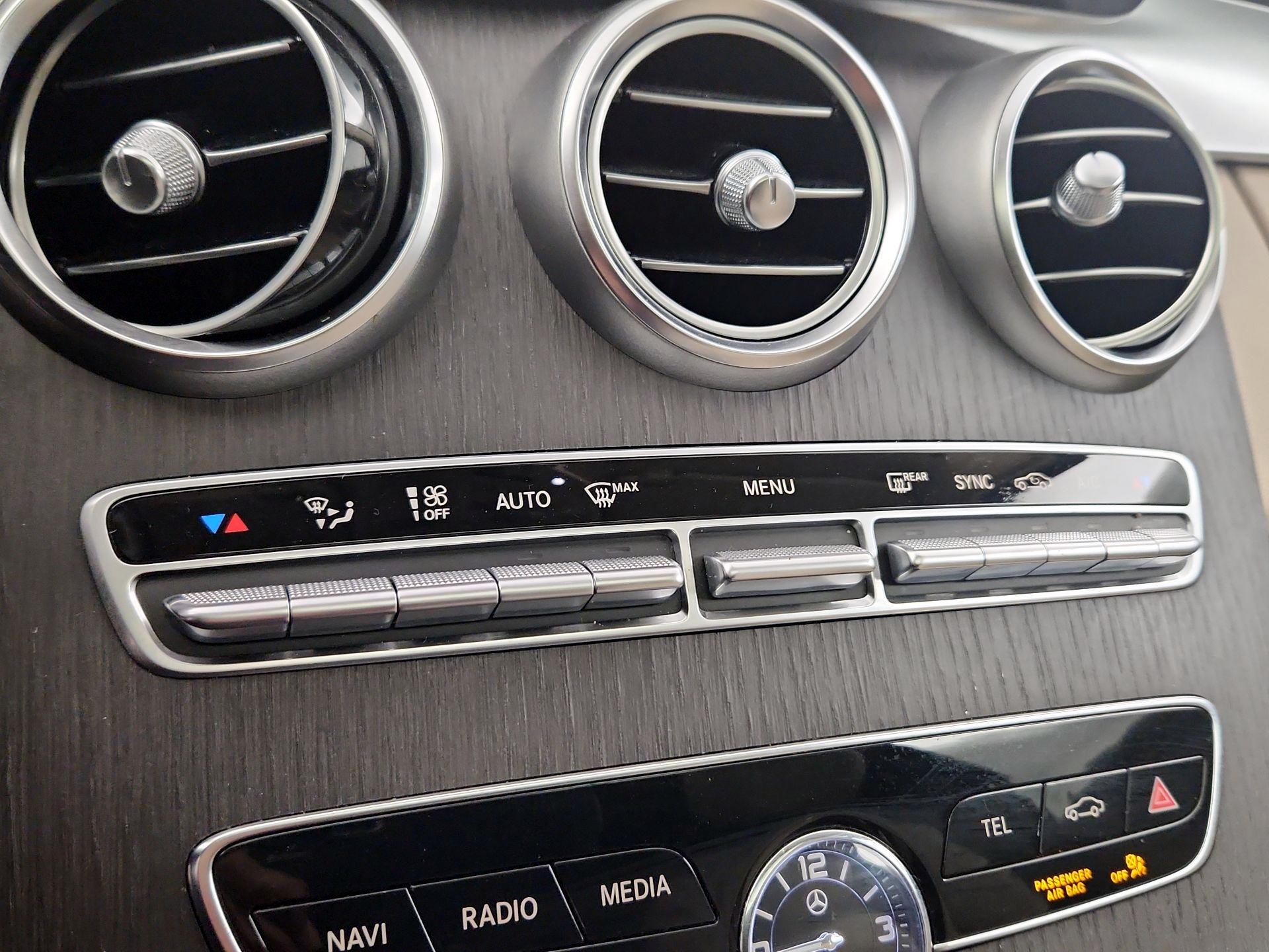 Thumbnail: 2020 Mercedes-Benz C-Class - 16