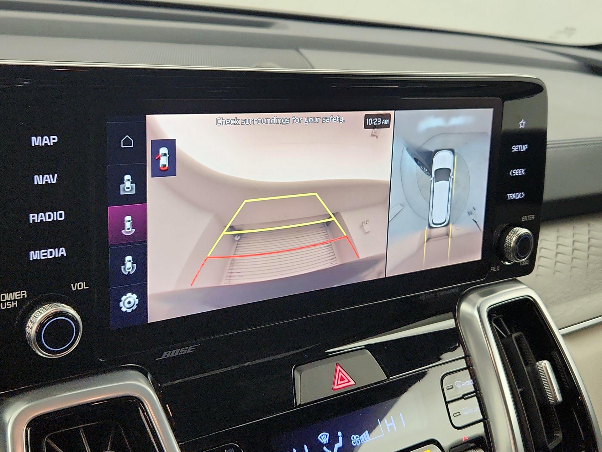 Thumbnail: 2023 Kia Sorento - 14