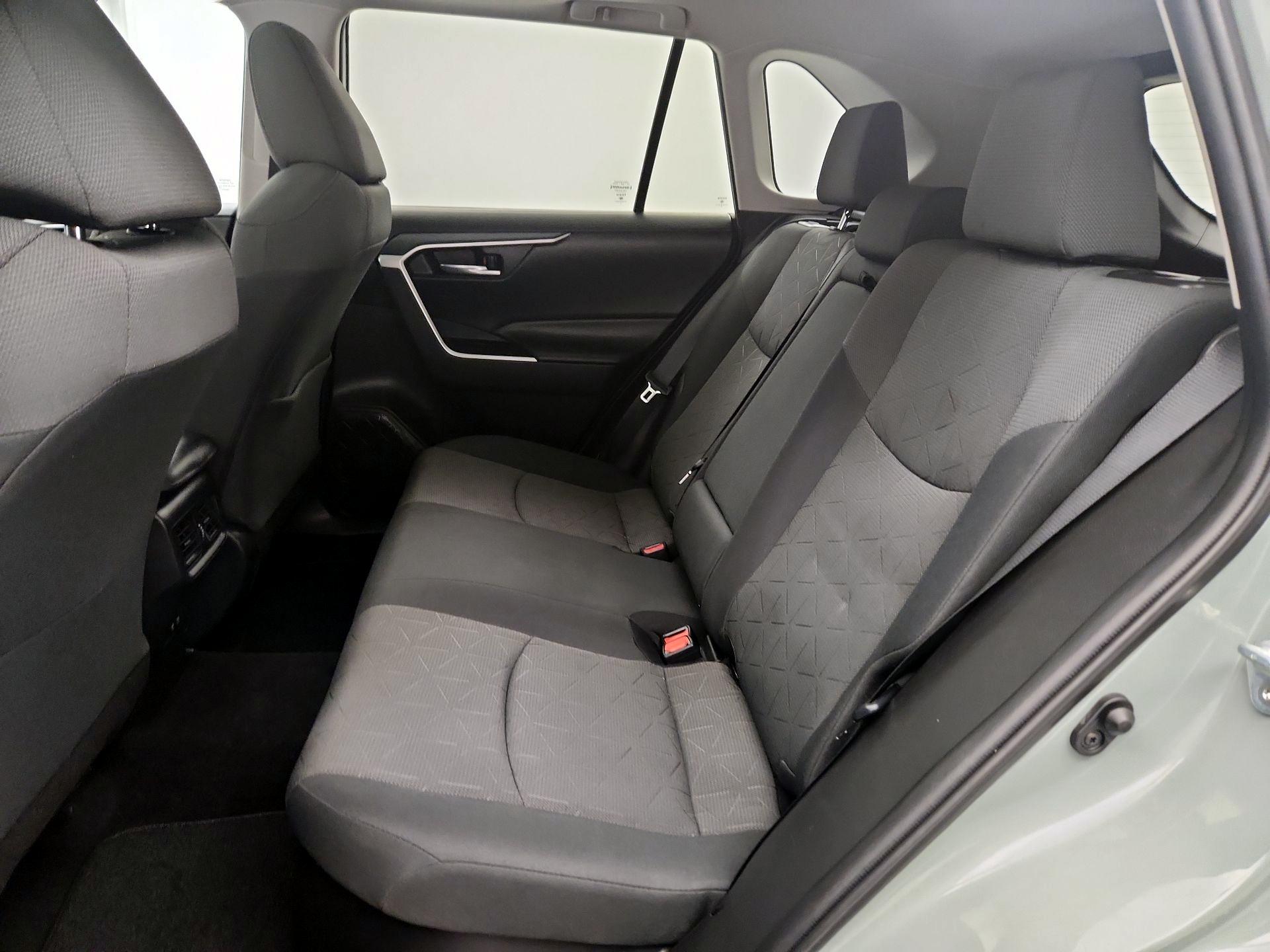 Thumbnail: 2020 Toyota RAV4 - 20