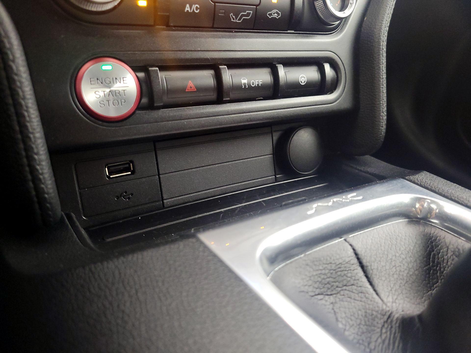 Thumbnail: 2019 Ford Mustang - 18