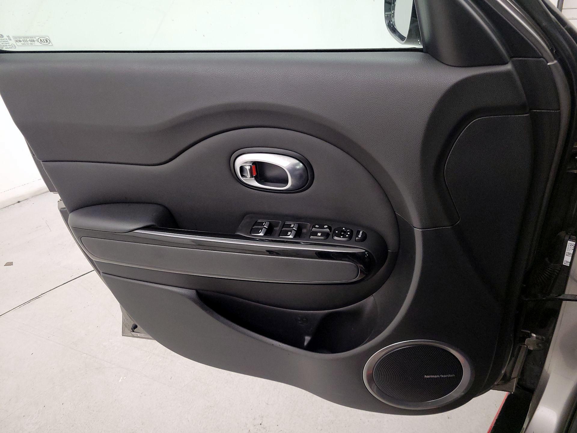 Thumbnail: 2018 Kia Soul - 12