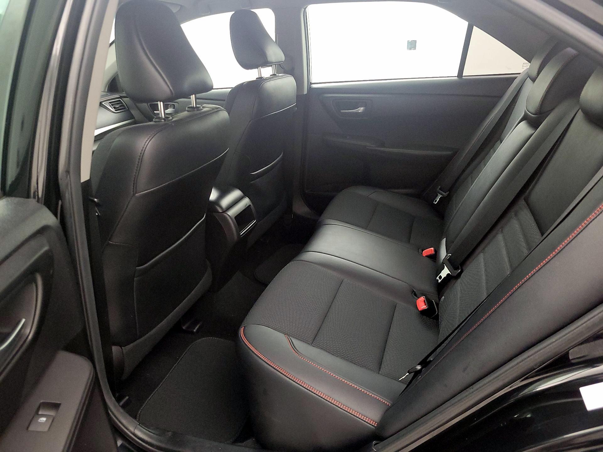 Thumbnail: 2016 Toyota Camry - 19