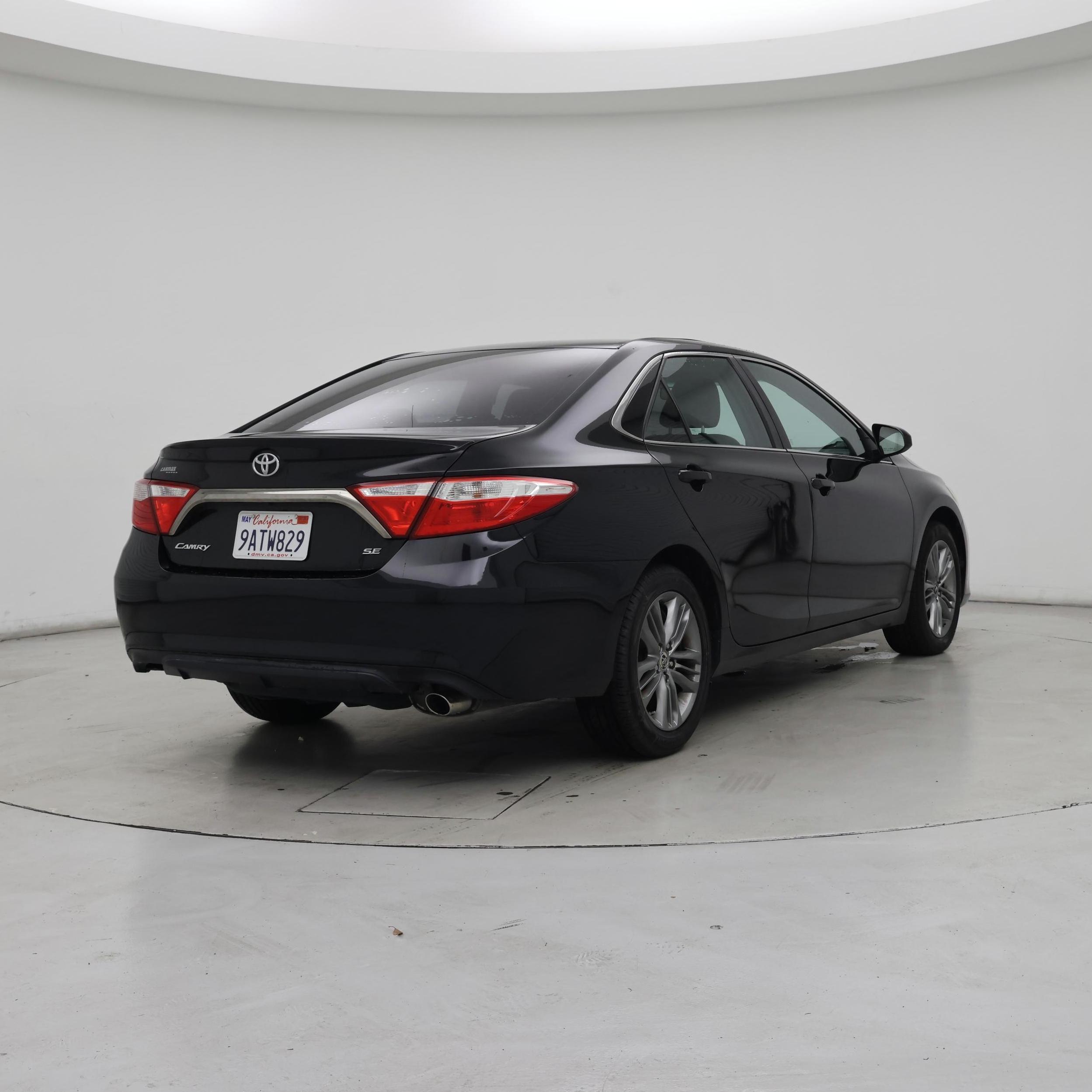 Thumbnail: 2016 Toyota Camry - 8