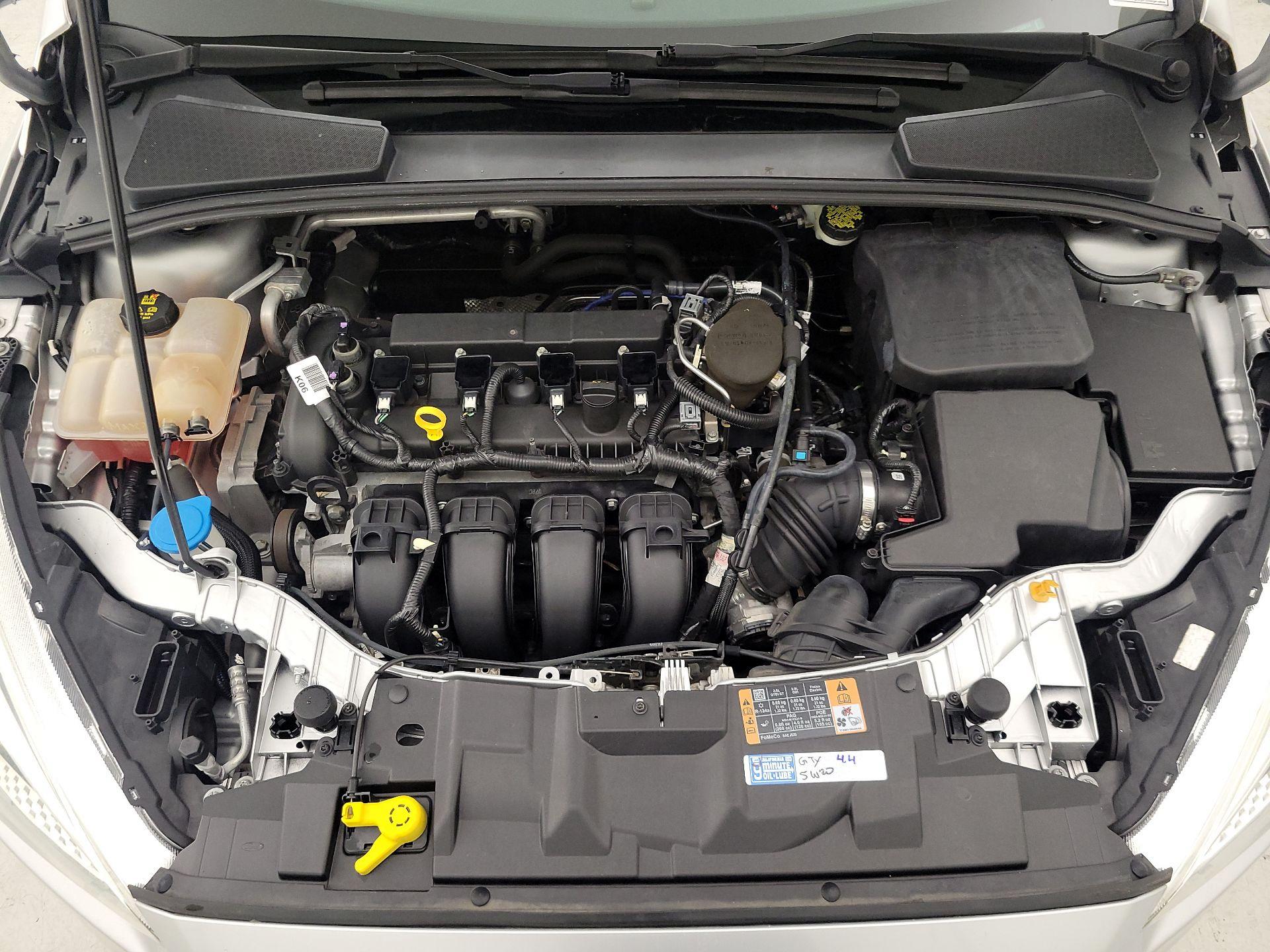 Thumbnail: 2015 Ford Focus - 20