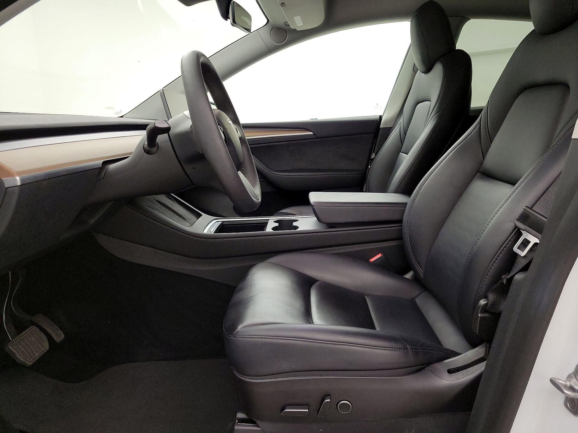 Thumbnail: 2023 Tesla Model Y - 11