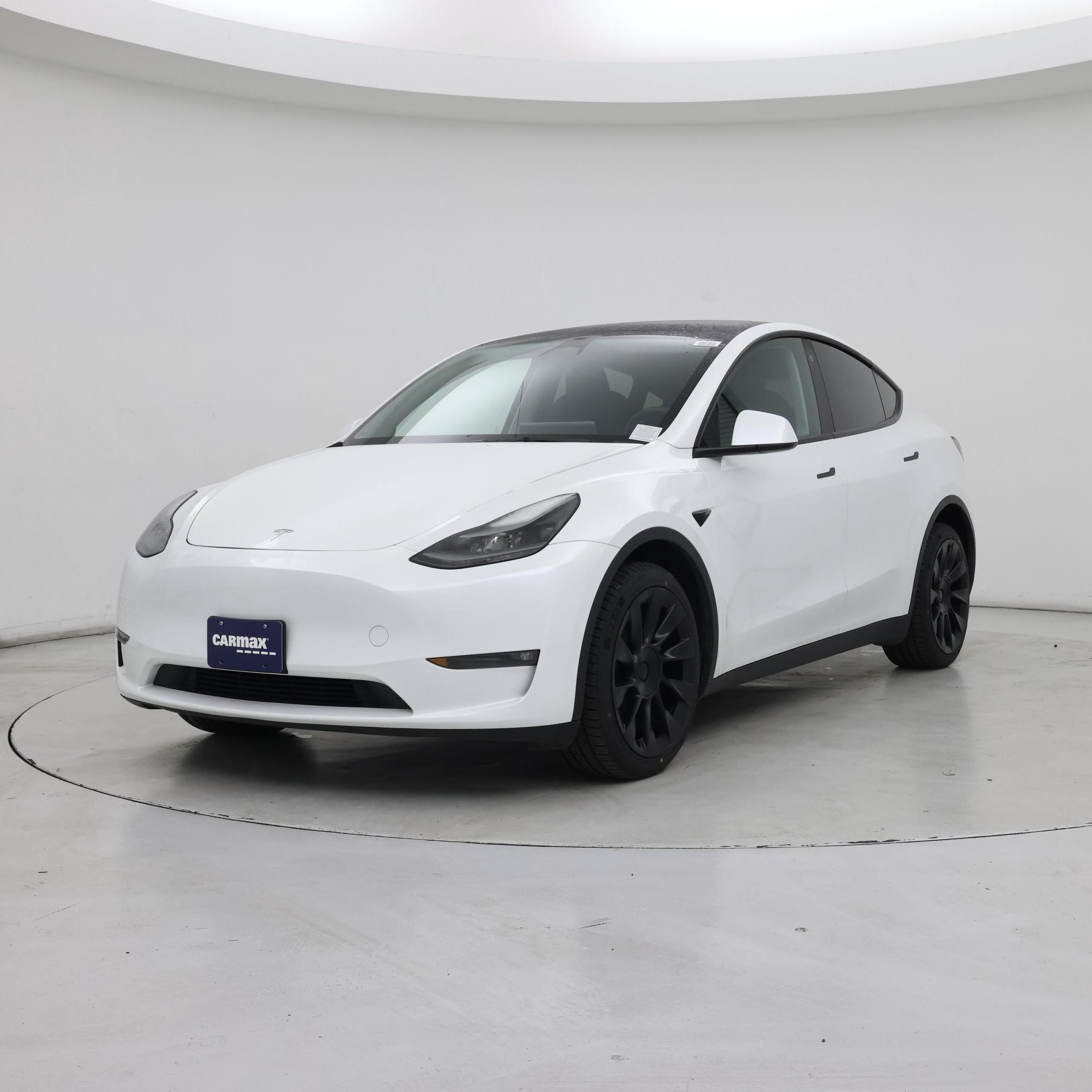 Thumbnail: 2023 Tesla Model Y - 4