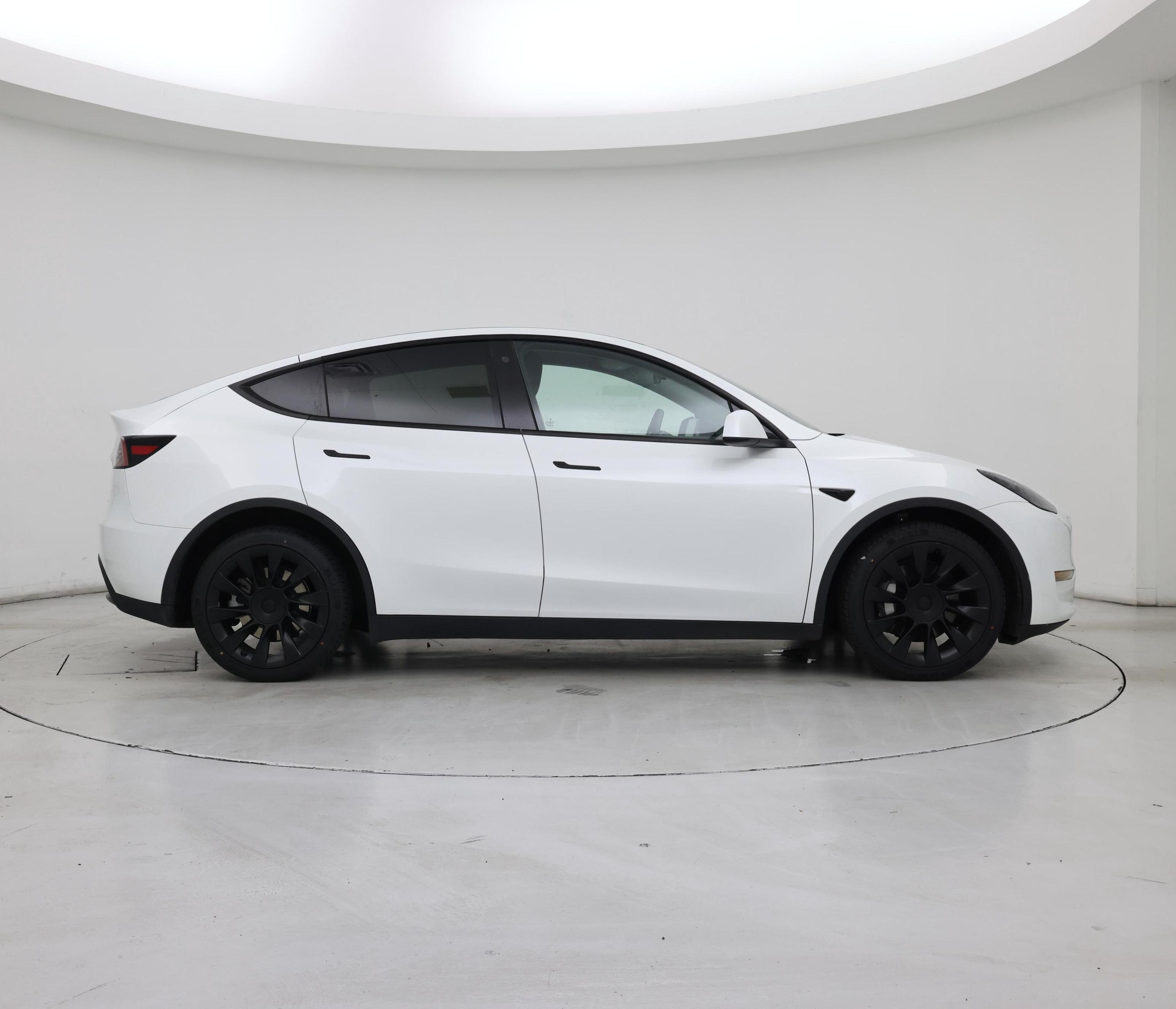 Thumbnail: 2023 Tesla Model Y - 7