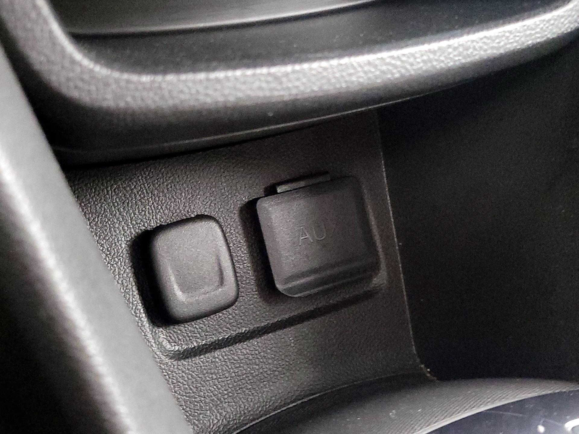 Thumbnail: 2016 Buick Encore - 18