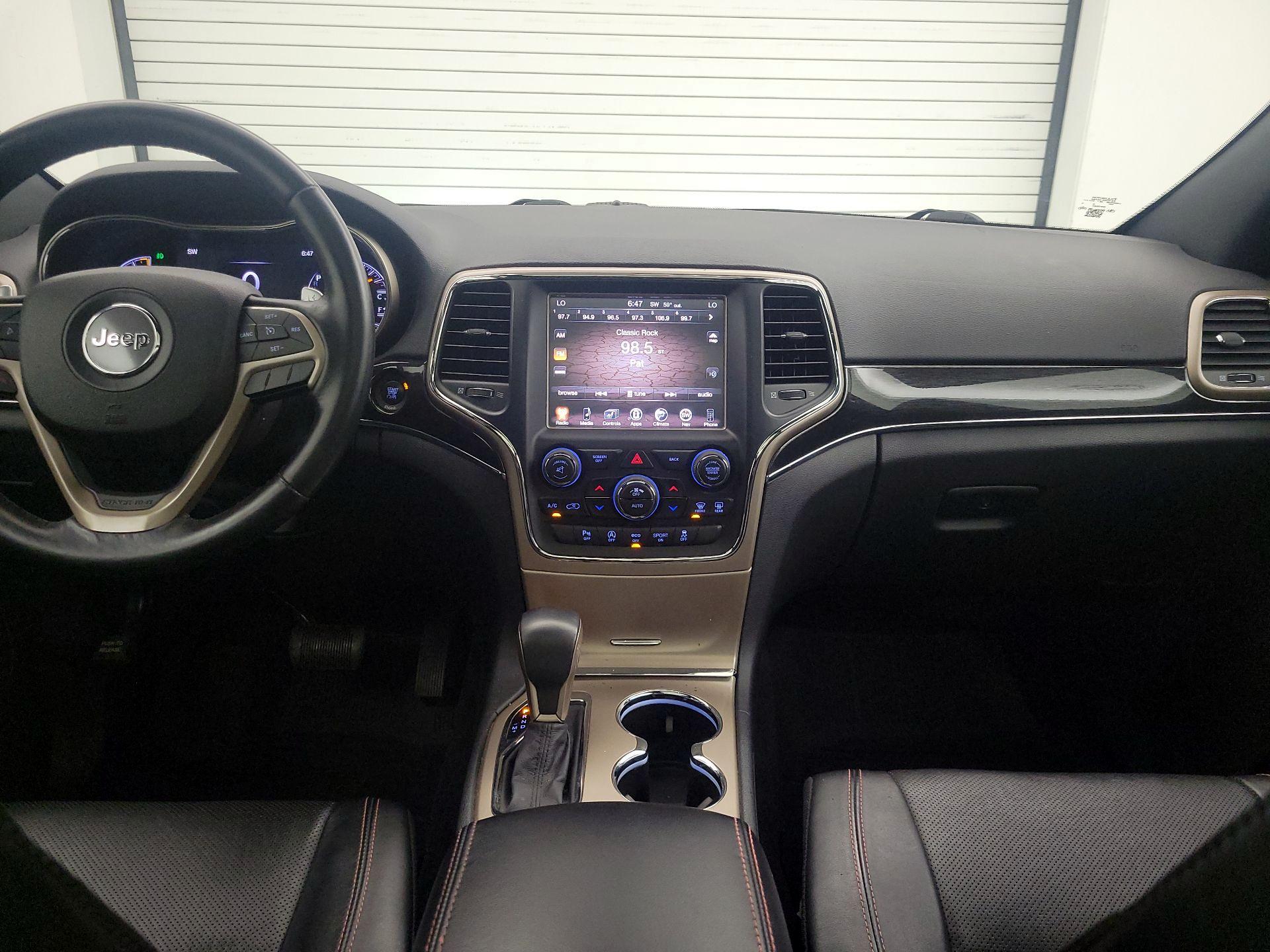 Thumbnail: 2016 Jeep Grand Cherokee - 9