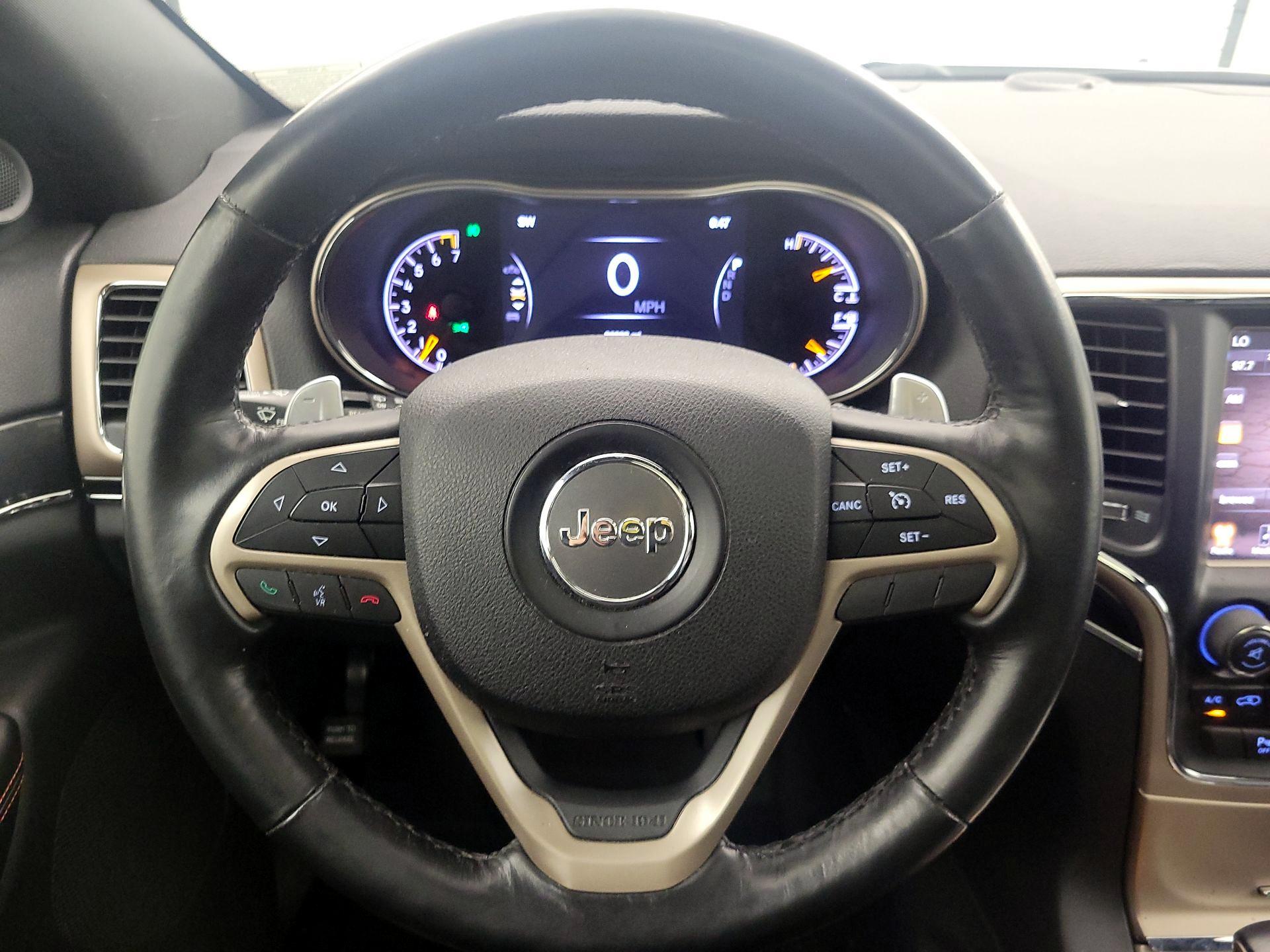 Thumbnail: 2016 Jeep Grand Cherokee - 10