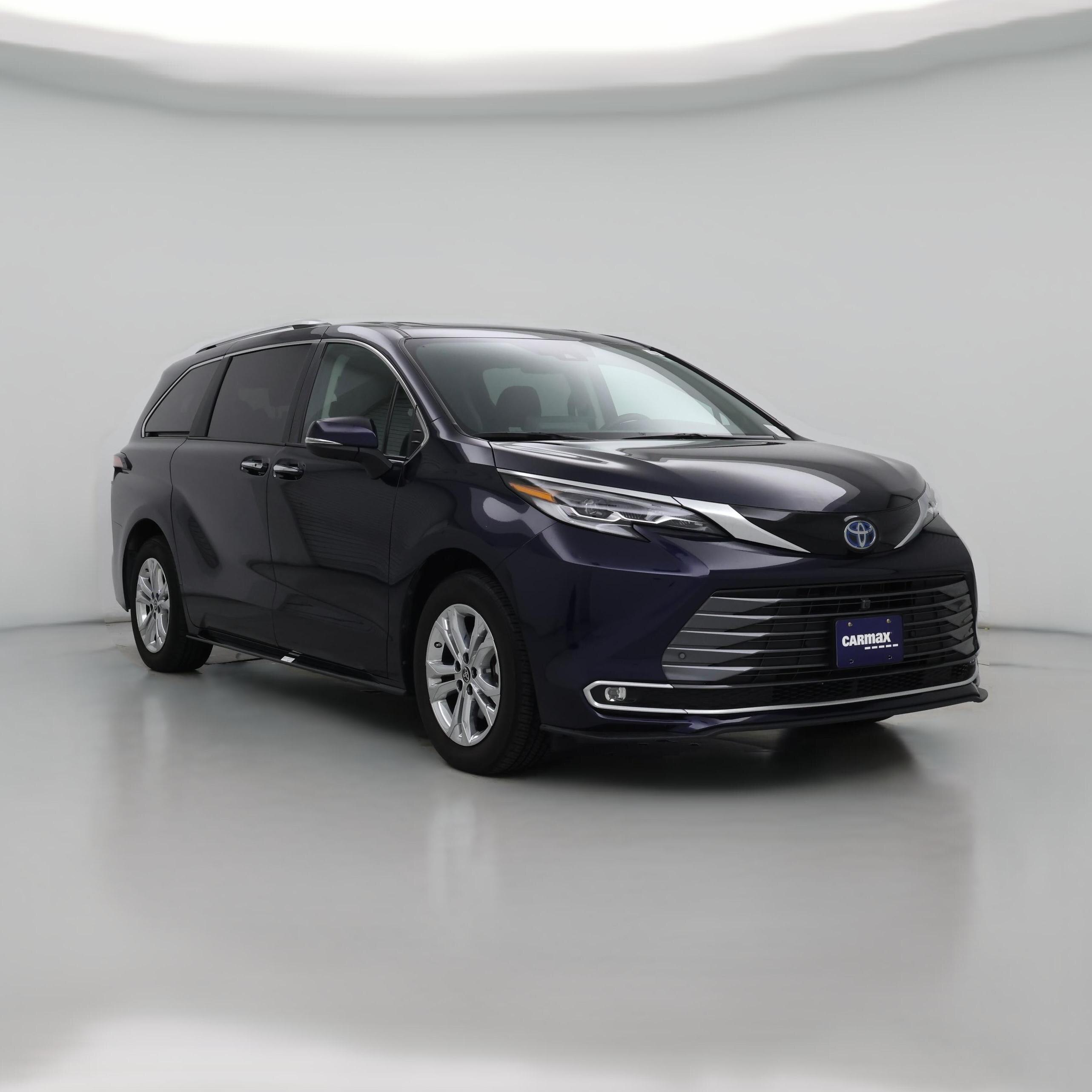 Thumbnail: 2022 Toyota Sienna - 1