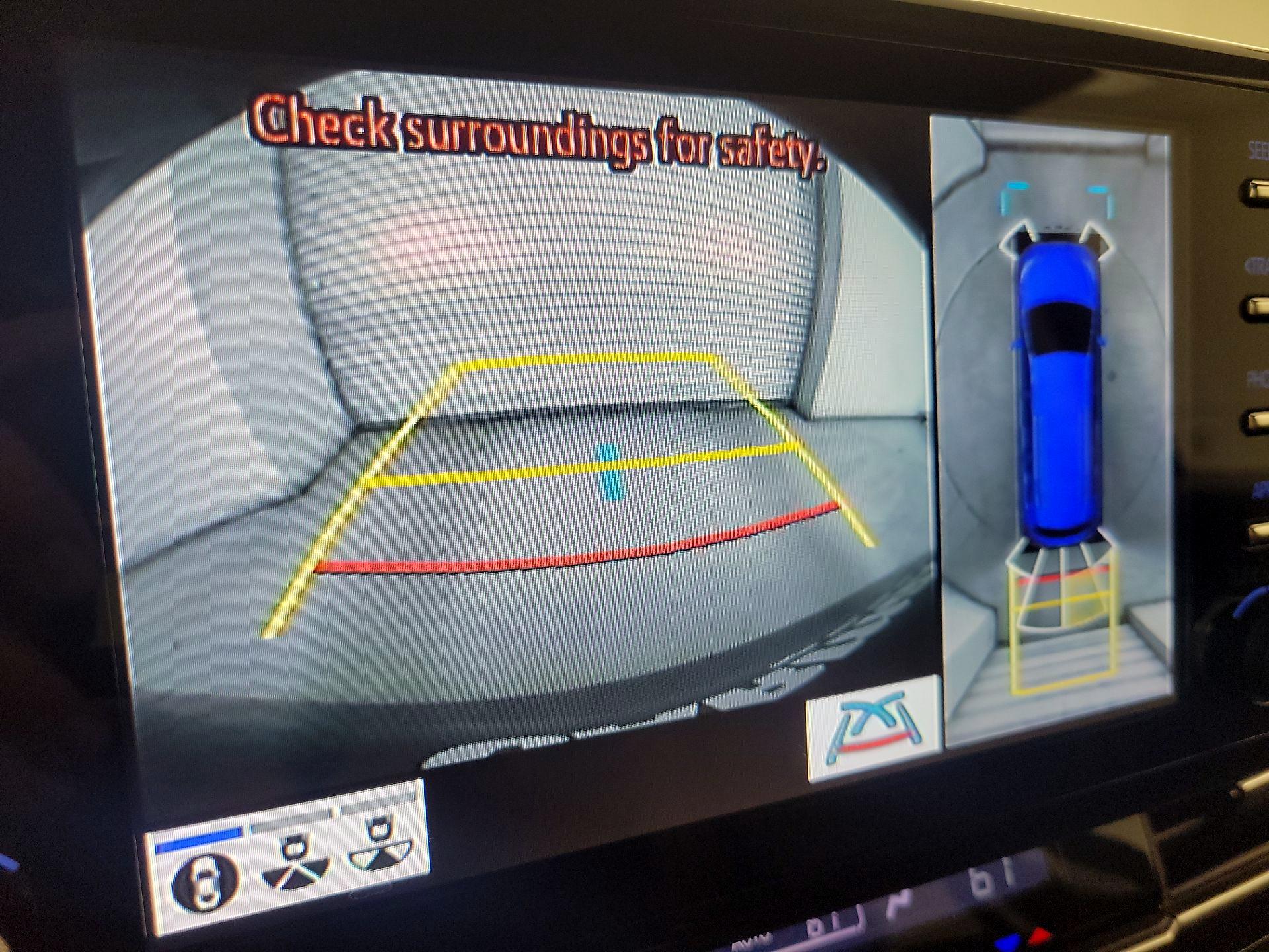 Thumbnail: 2022 Toyota Sienna - 15