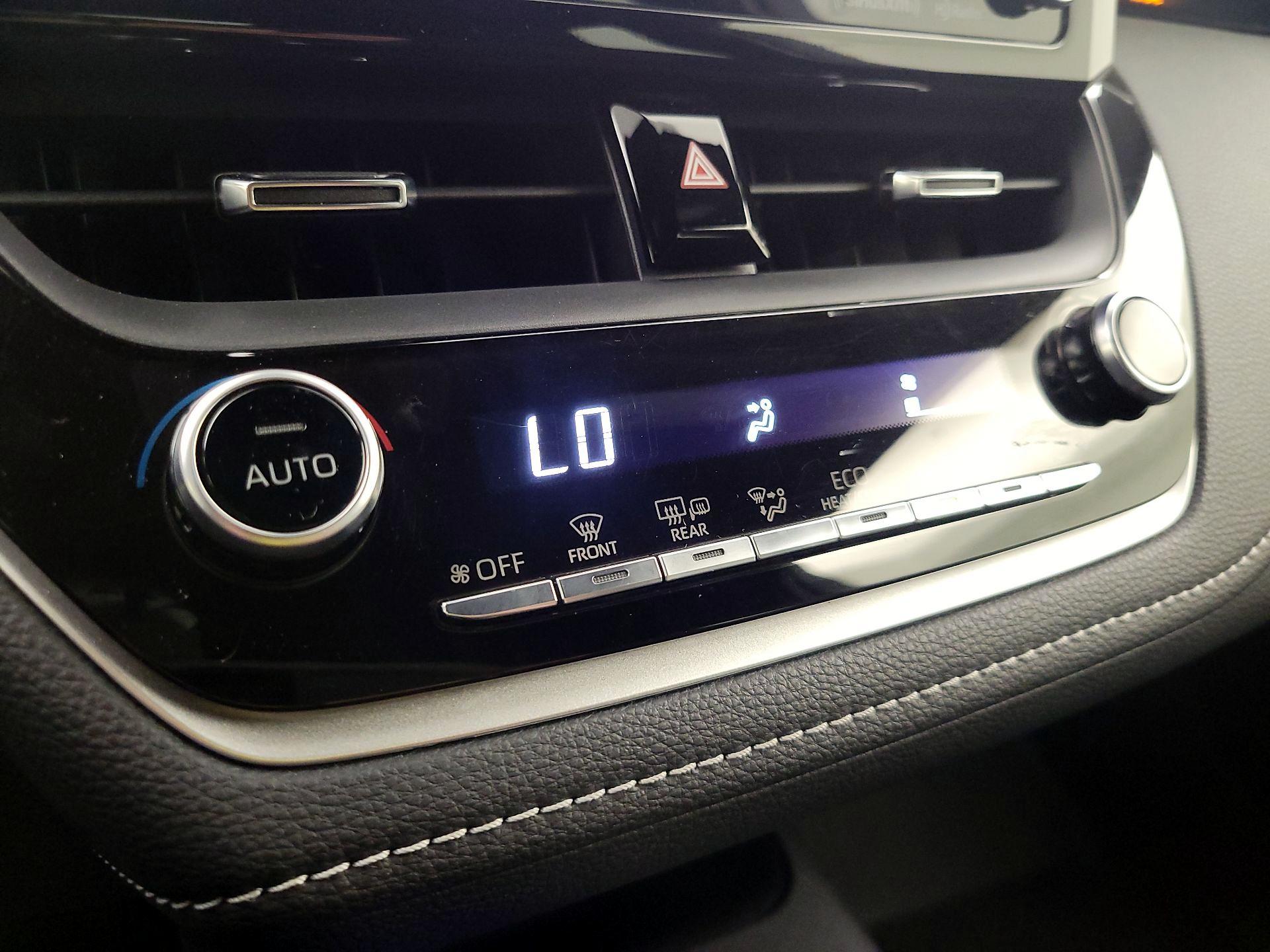 Thumbnail: 2019 Toyota Corolla - 16