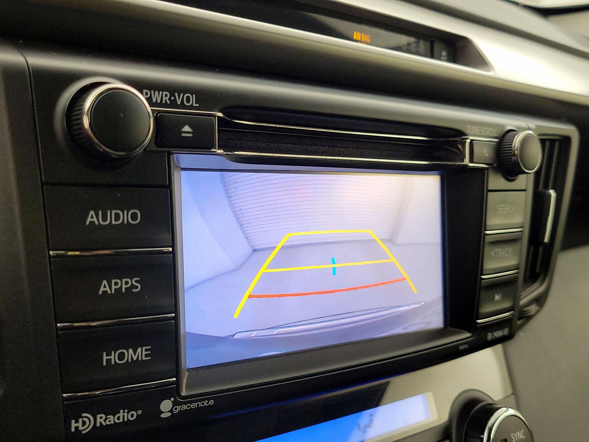 Thumbnail: 2018 Toyota RAV4 - 14