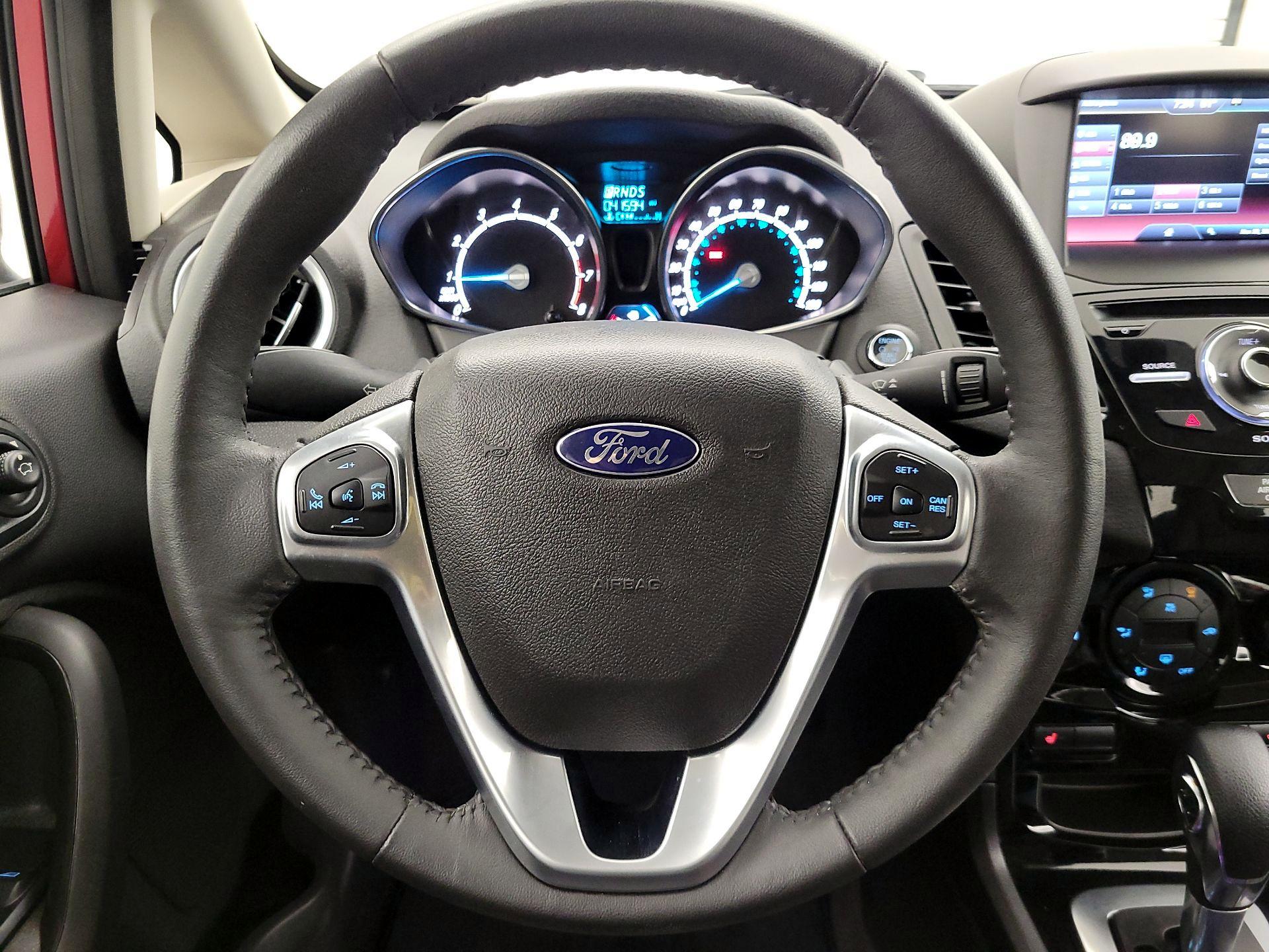 Thumbnail: 2015 Ford Fiesta - 10