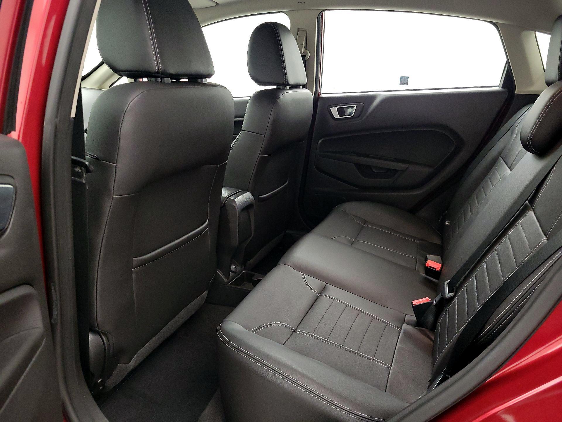 Thumbnail: 2015 Ford Fiesta - 20