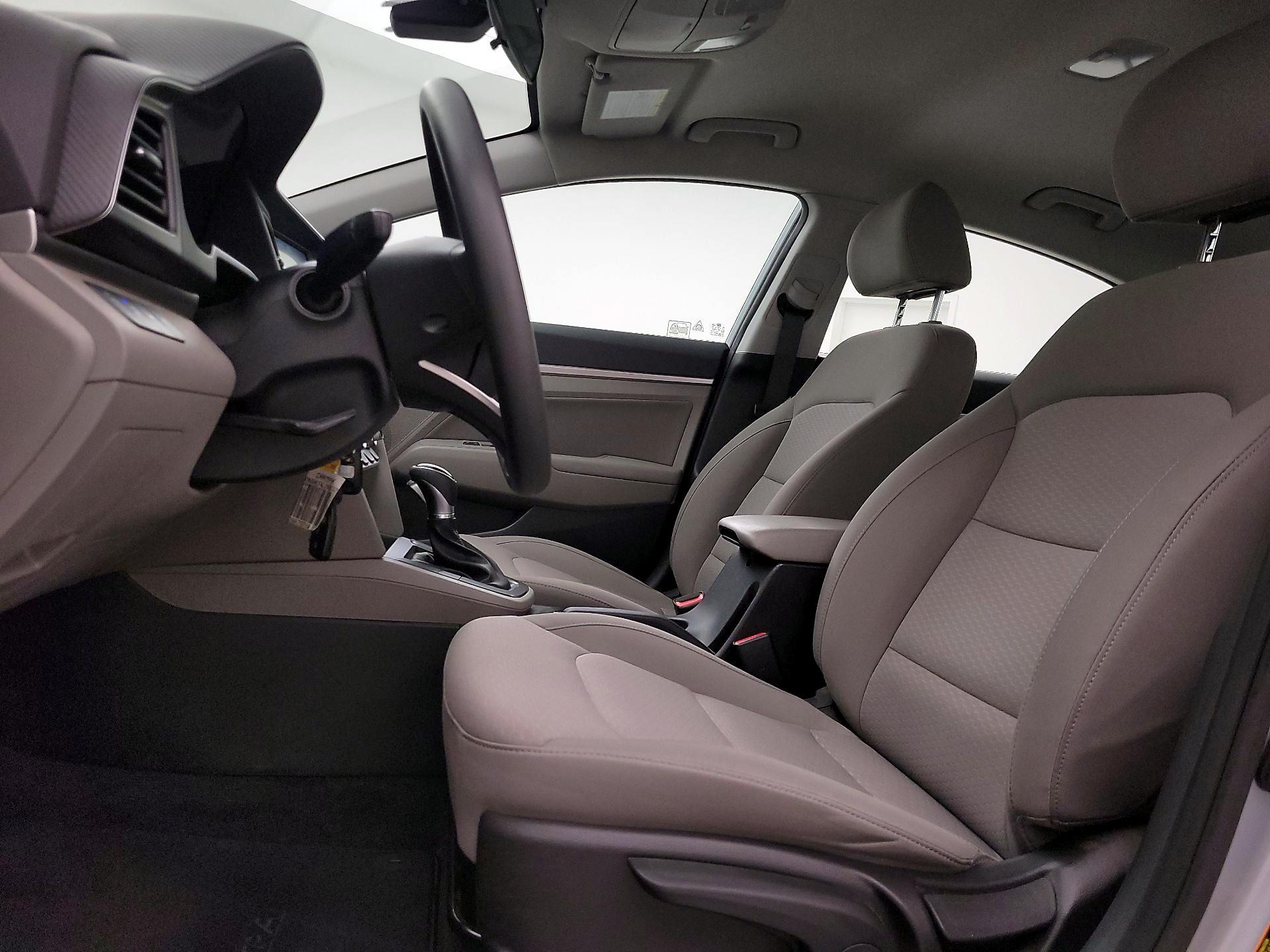 Thumbnail: 2020 Hyundai Elantra - 11