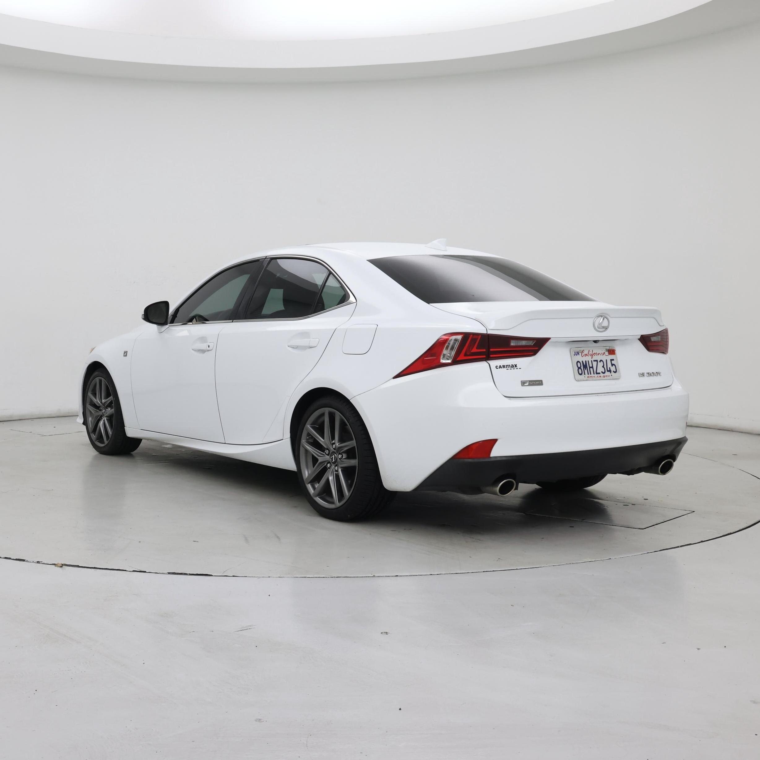 Thumbnail: 2016 Lexus IS - 2