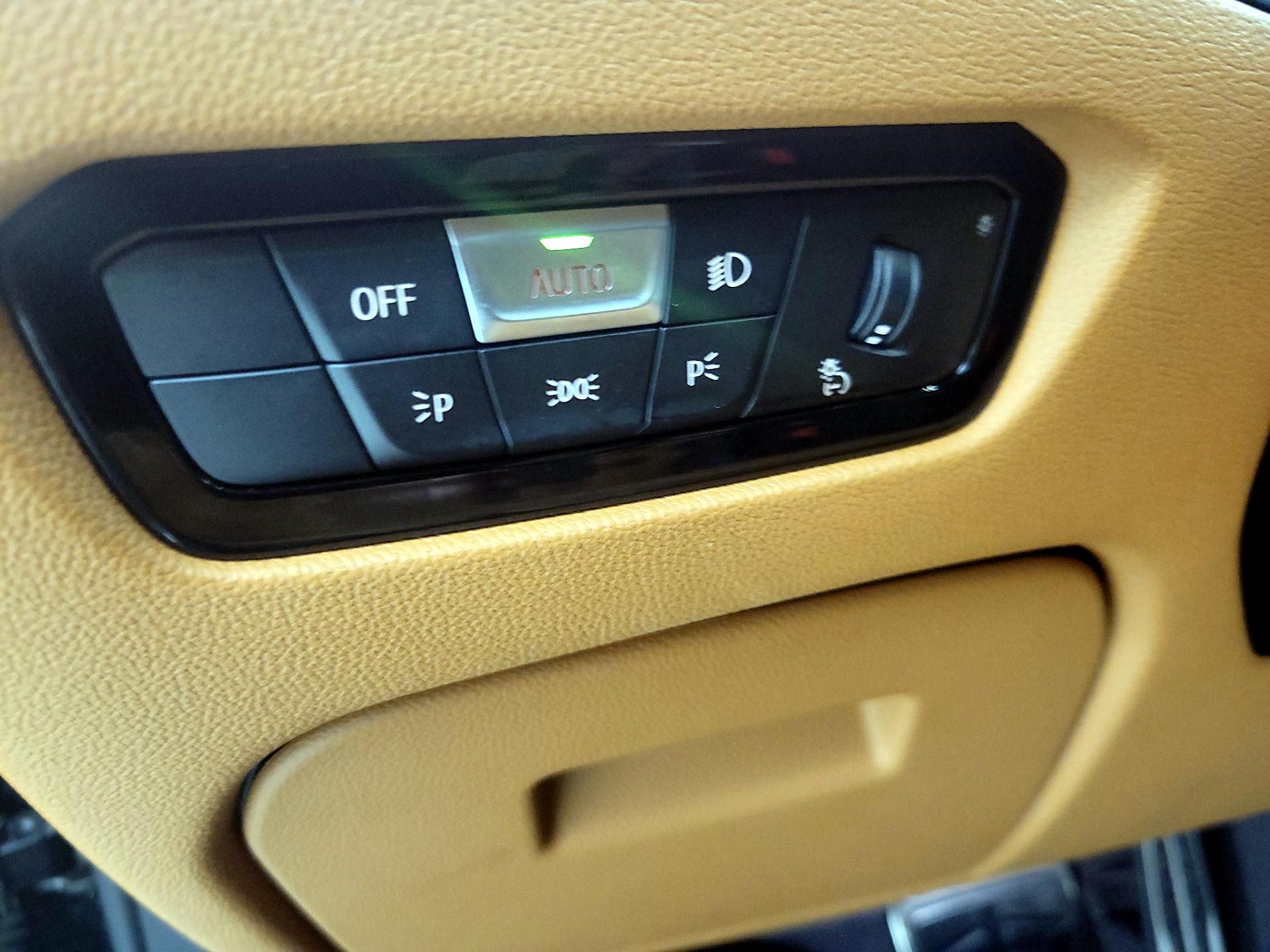 Thumbnail: 2021 BMW 4 Series - 13