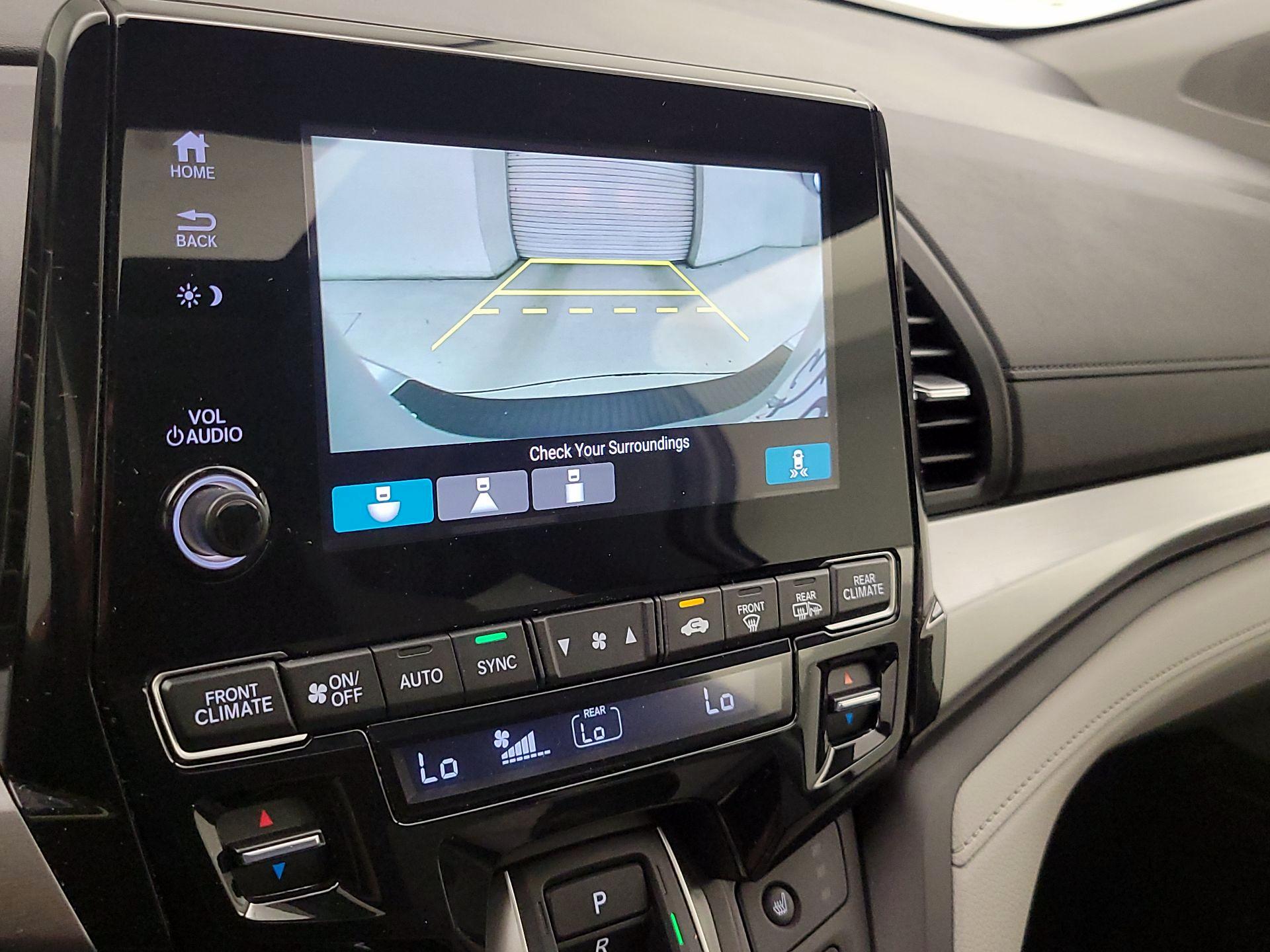 Thumbnail: 2021 Honda Odyssey - 14