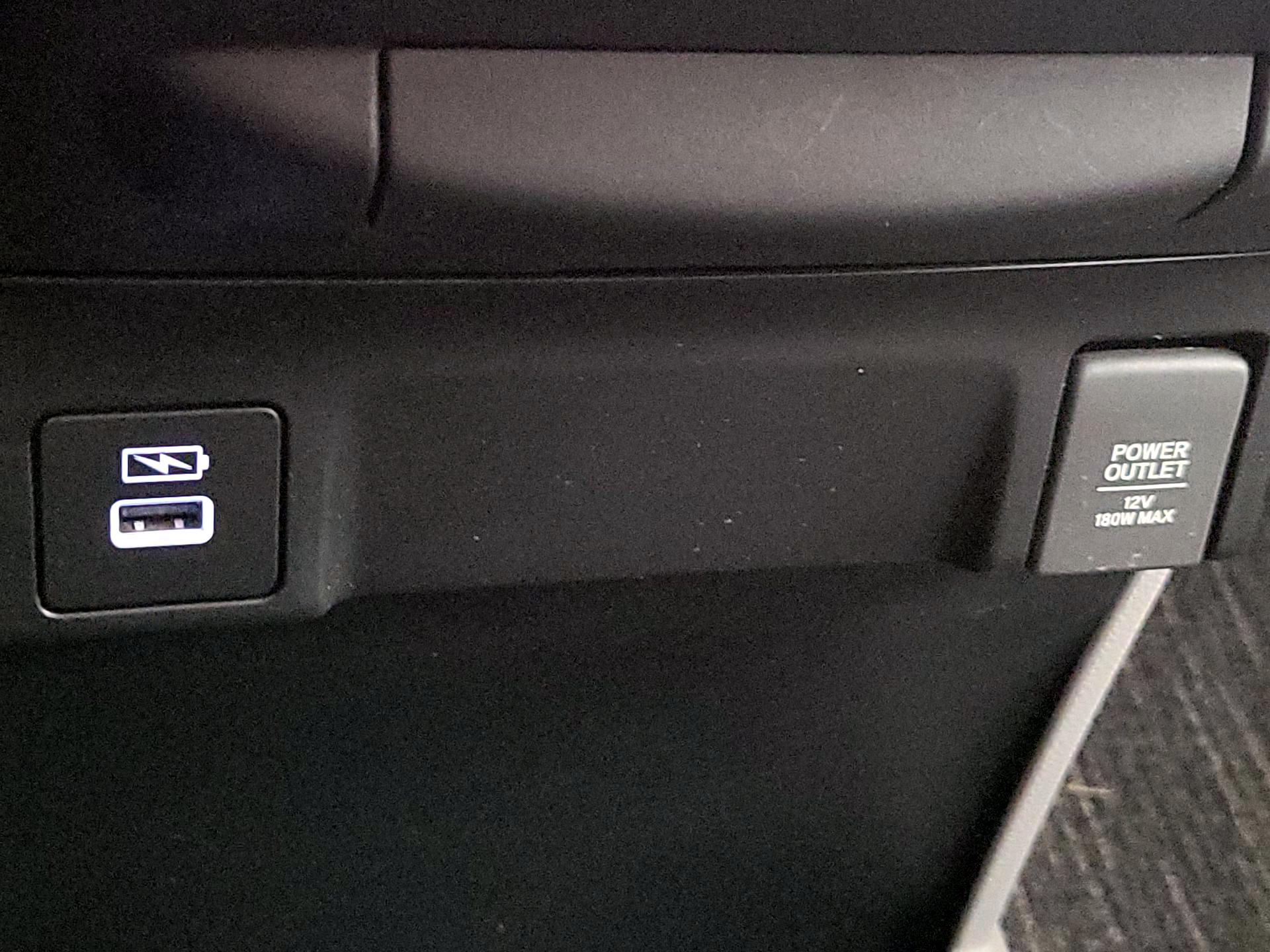 Thumbnail: 2021 Honda Odyssey - 18