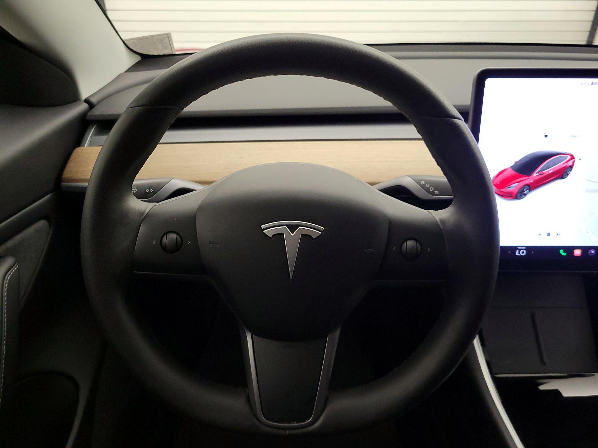 Thumbnail: 2020 Tesla Model 3 - 10