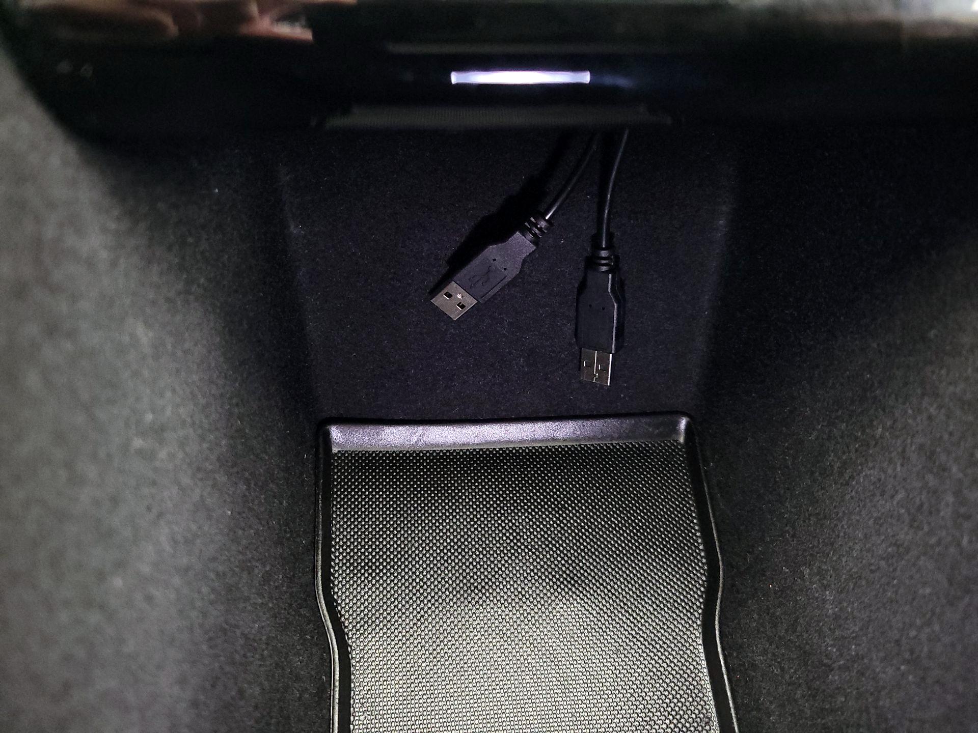 Thumbnail: 2020 Tesla Model 3 - 18