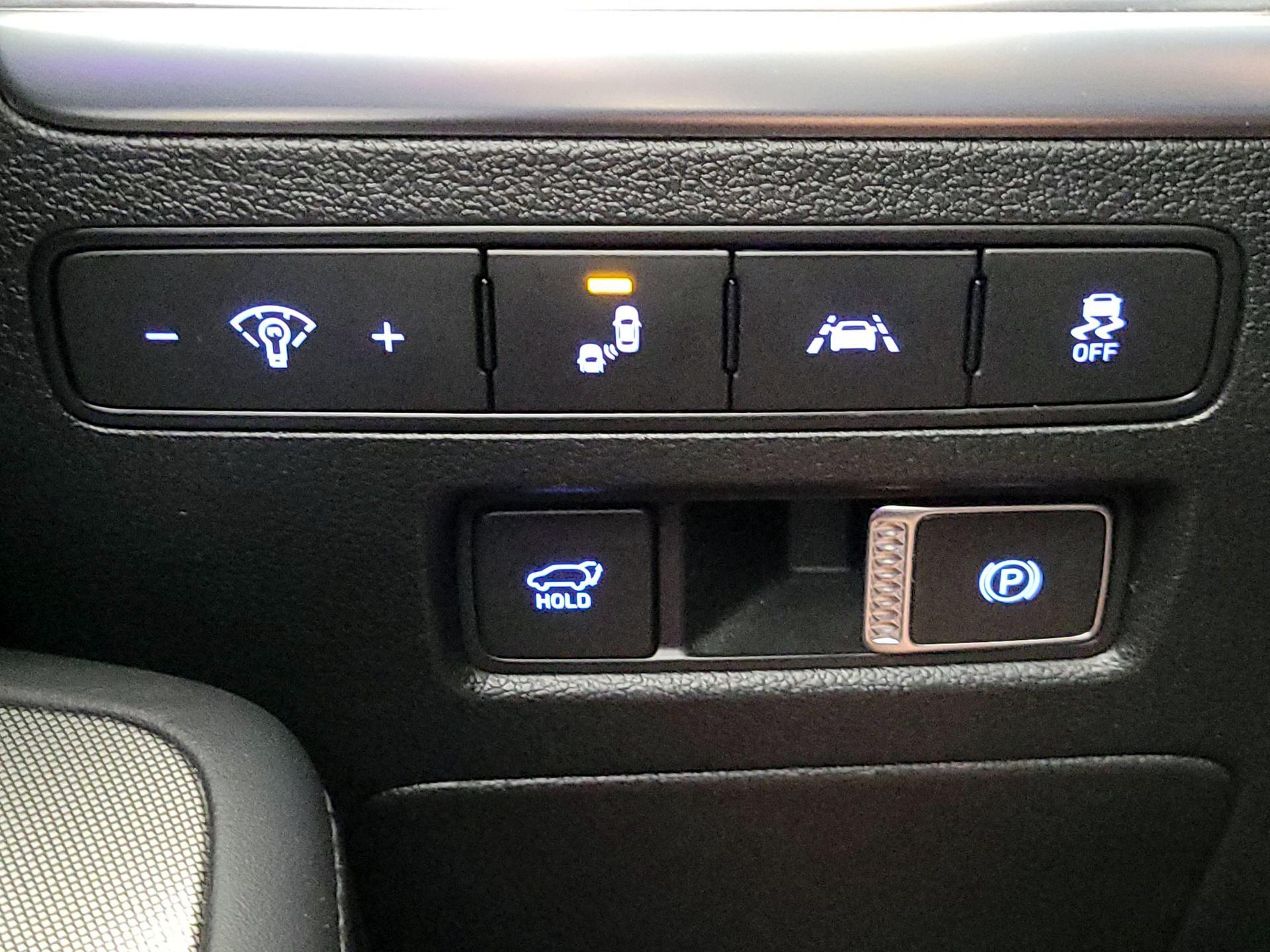 Thumbnail: 2022 Hyundai Palisade - 13