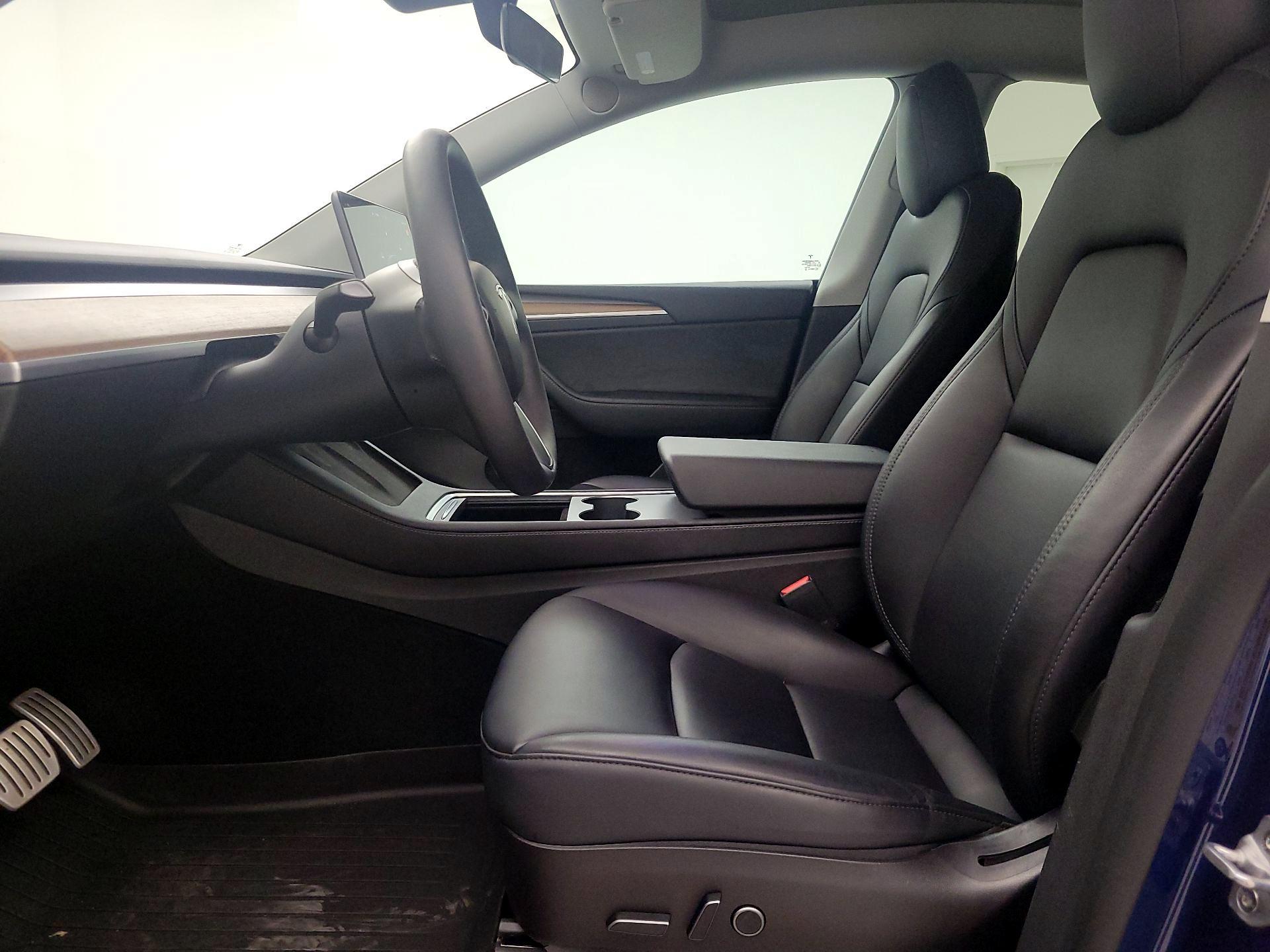 Thumbnail: 2022 Tesla Model Y - 11