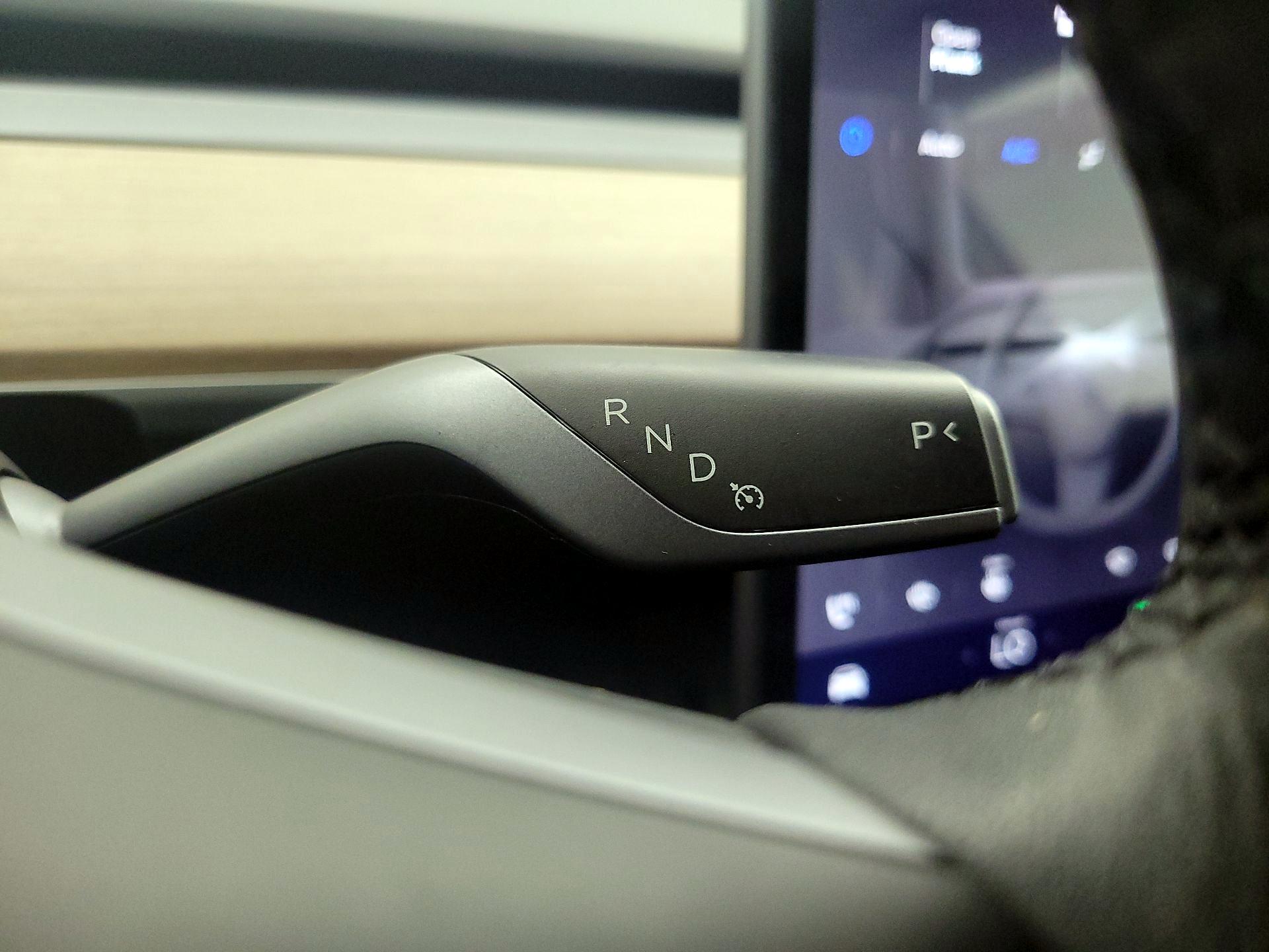 Thumbnail: 2022 Tesla Model Y - 17