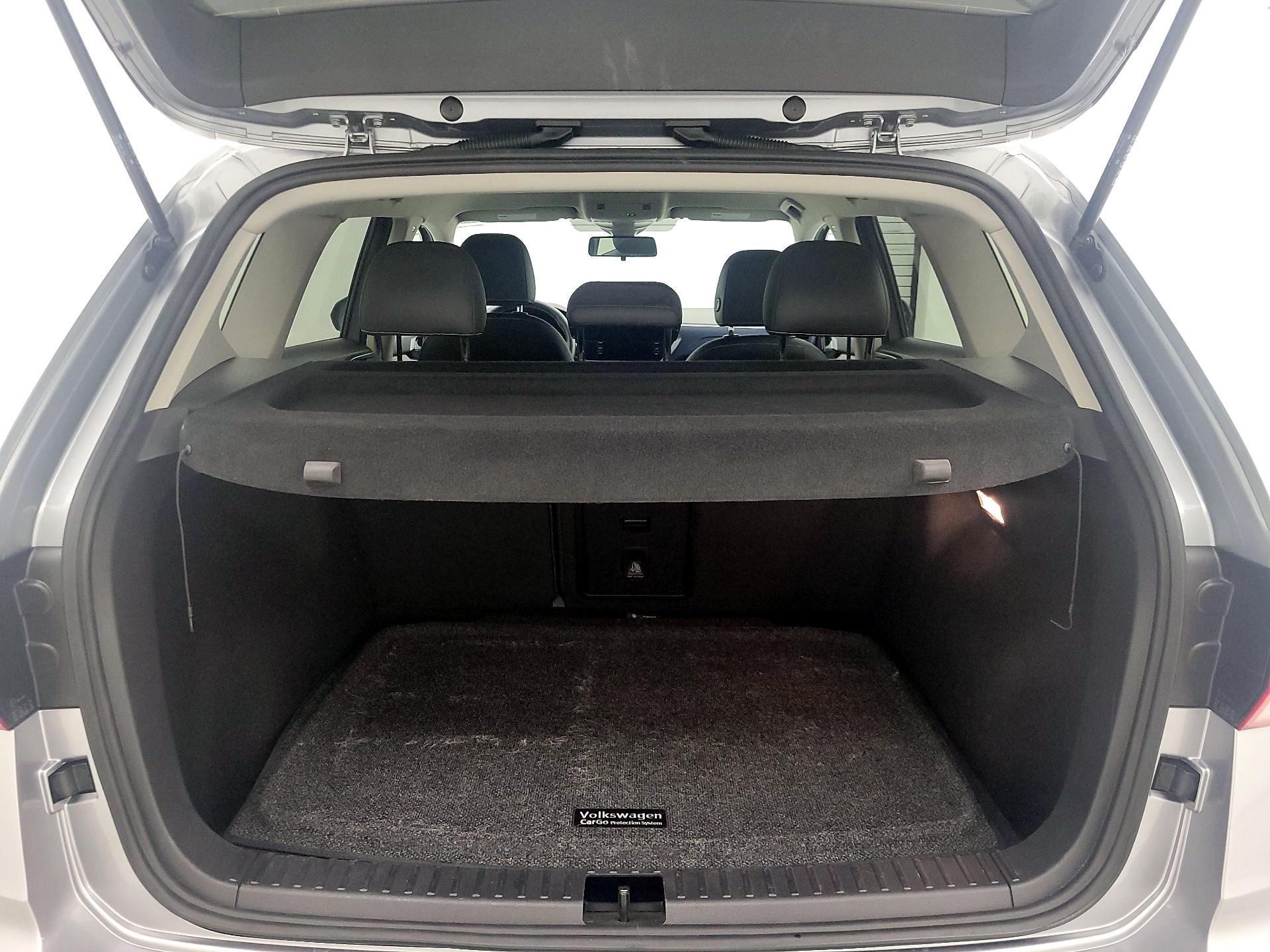 Thumbnail: 2022 Volkswagen Taos - 20