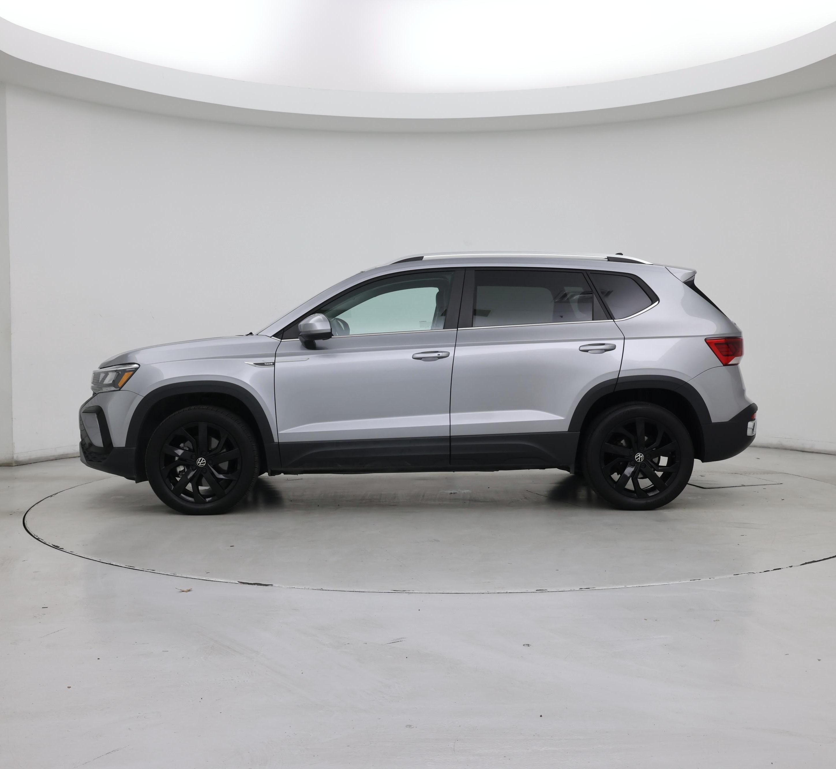 Thumbnail: 2022 Volkswagen Taos - 3