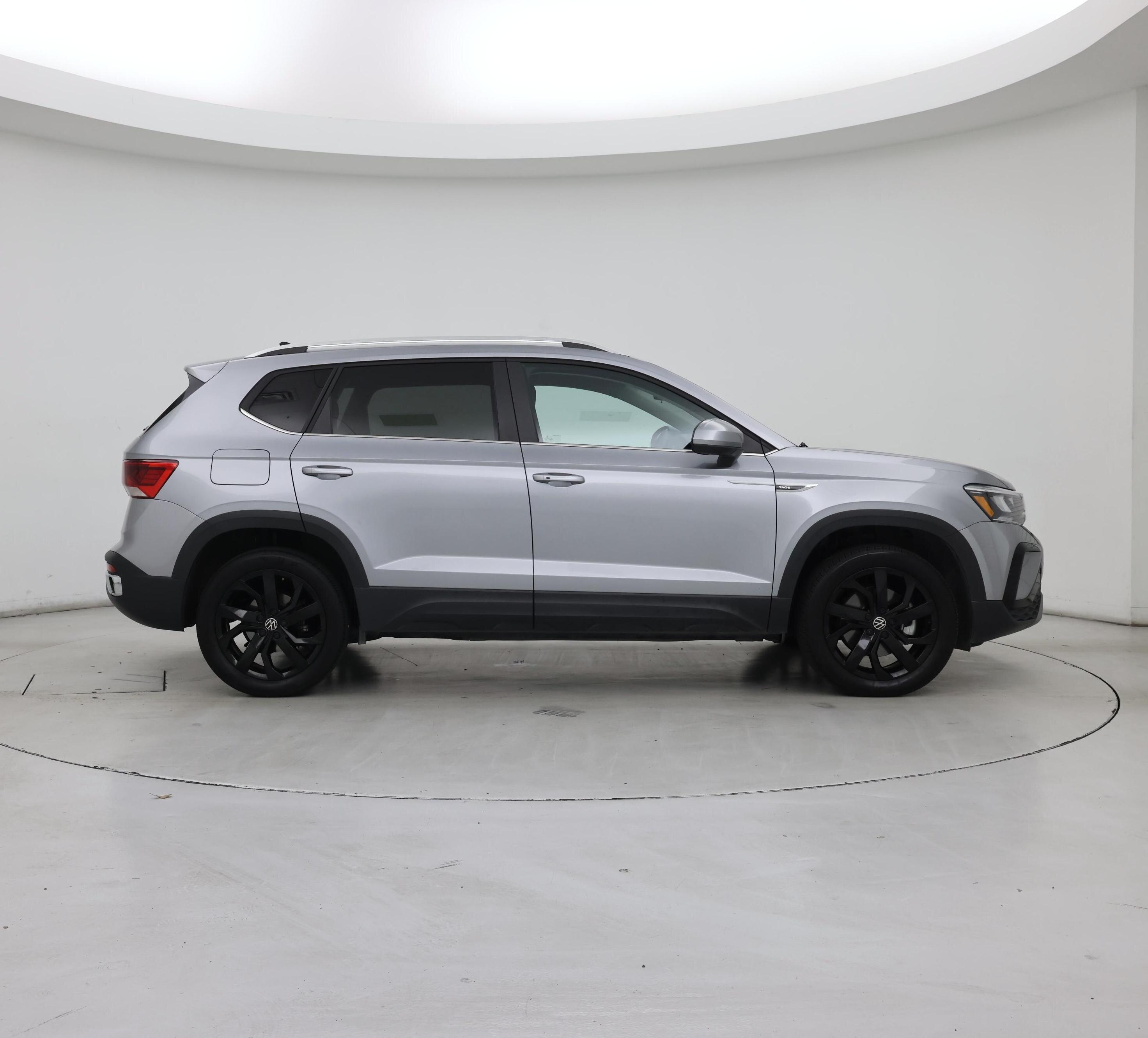 Thumbnail: 2022 Volkswagen Taos - 7