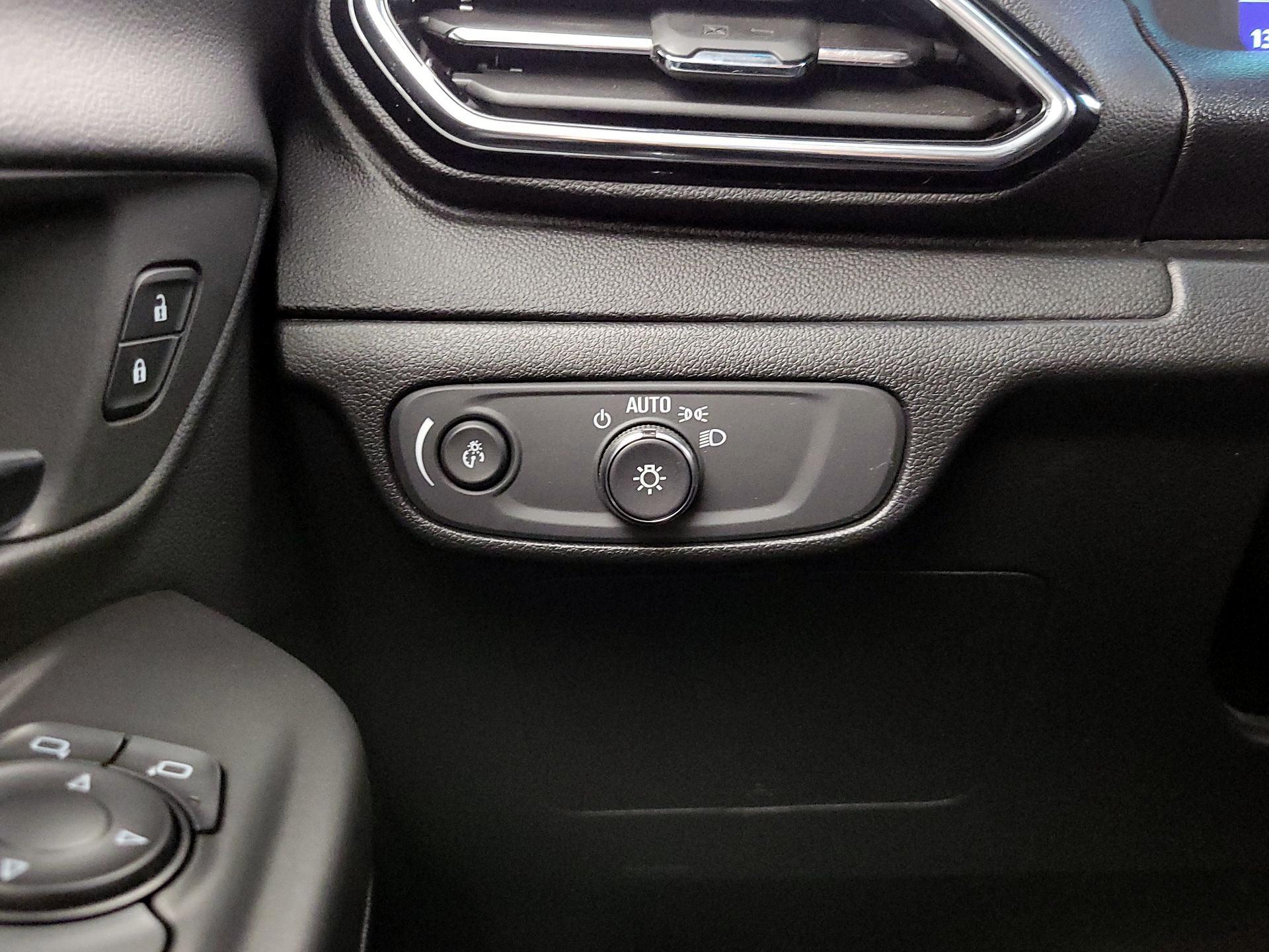 Thumbnail: 2023 Chevrolet Bolt EV - 13