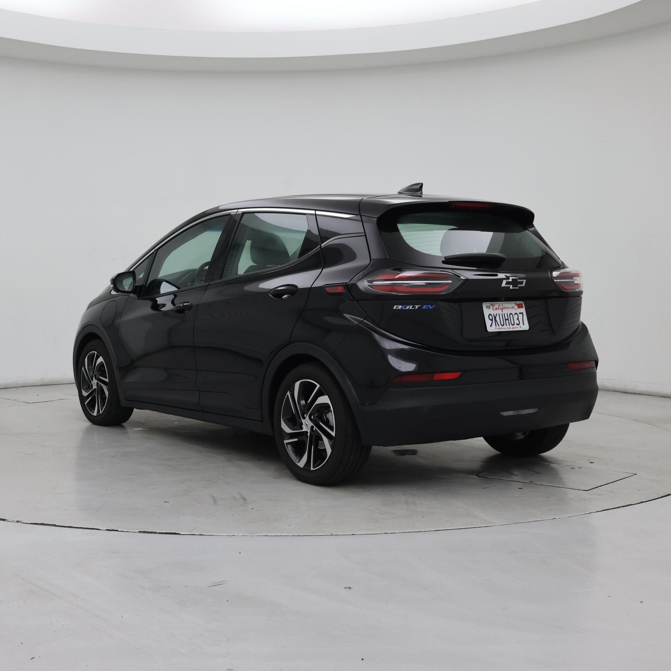 Thumbnail: 2023 Chevrolet Bolt EV - 2