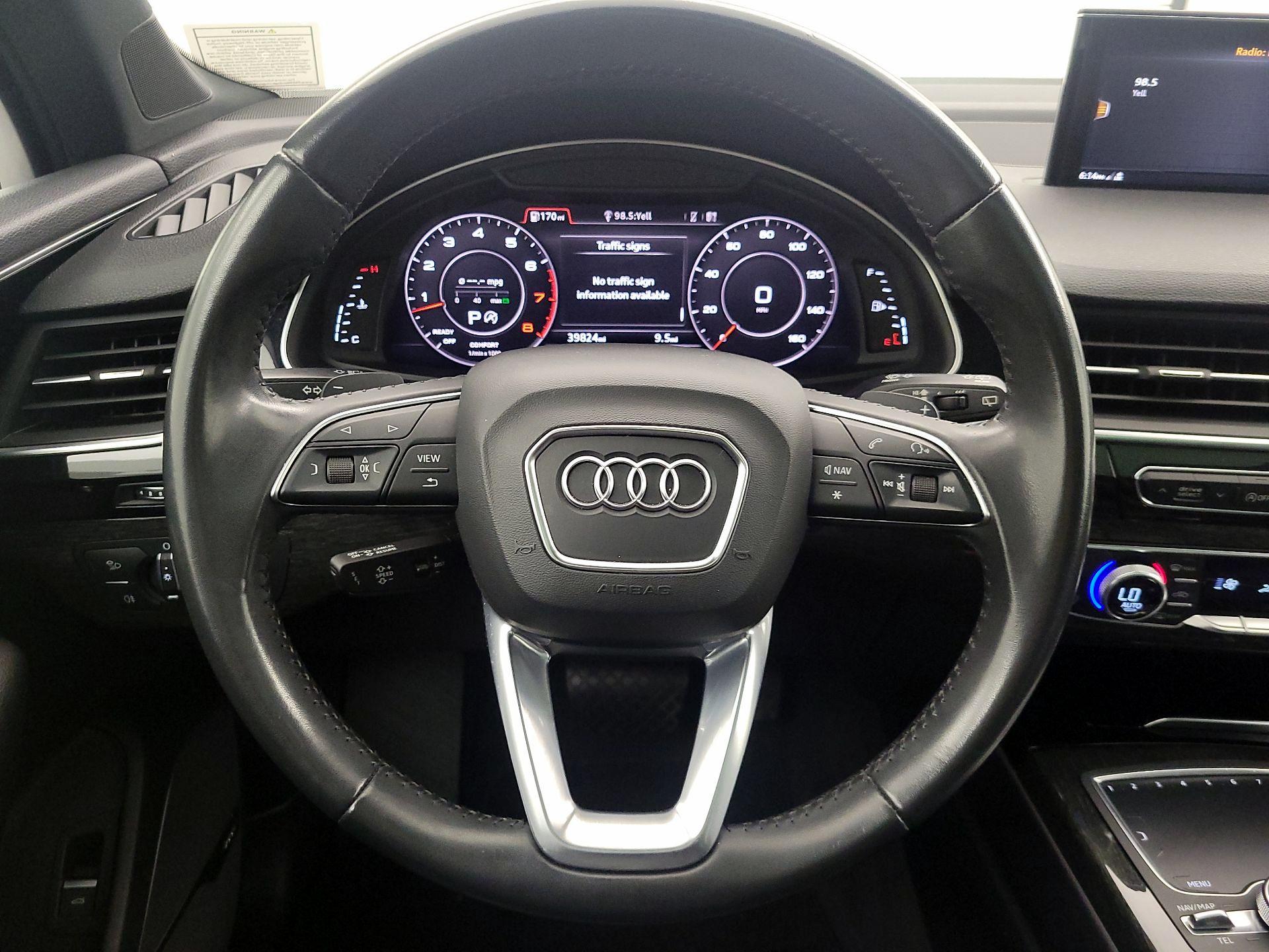 Thumbnail: 2019 Audi Q7 - 10