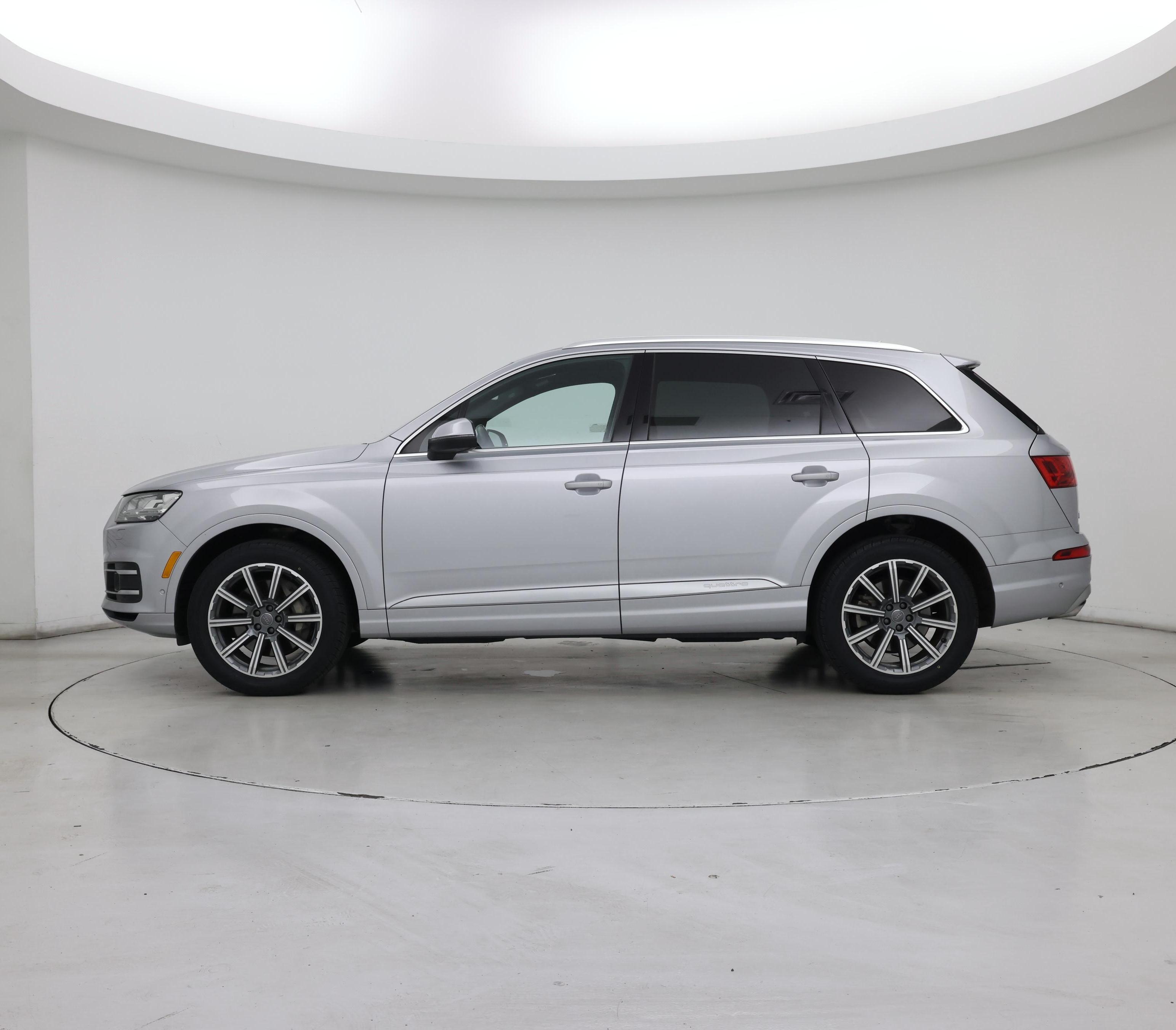Thumbnail: 2019 Audi Q7 - 3