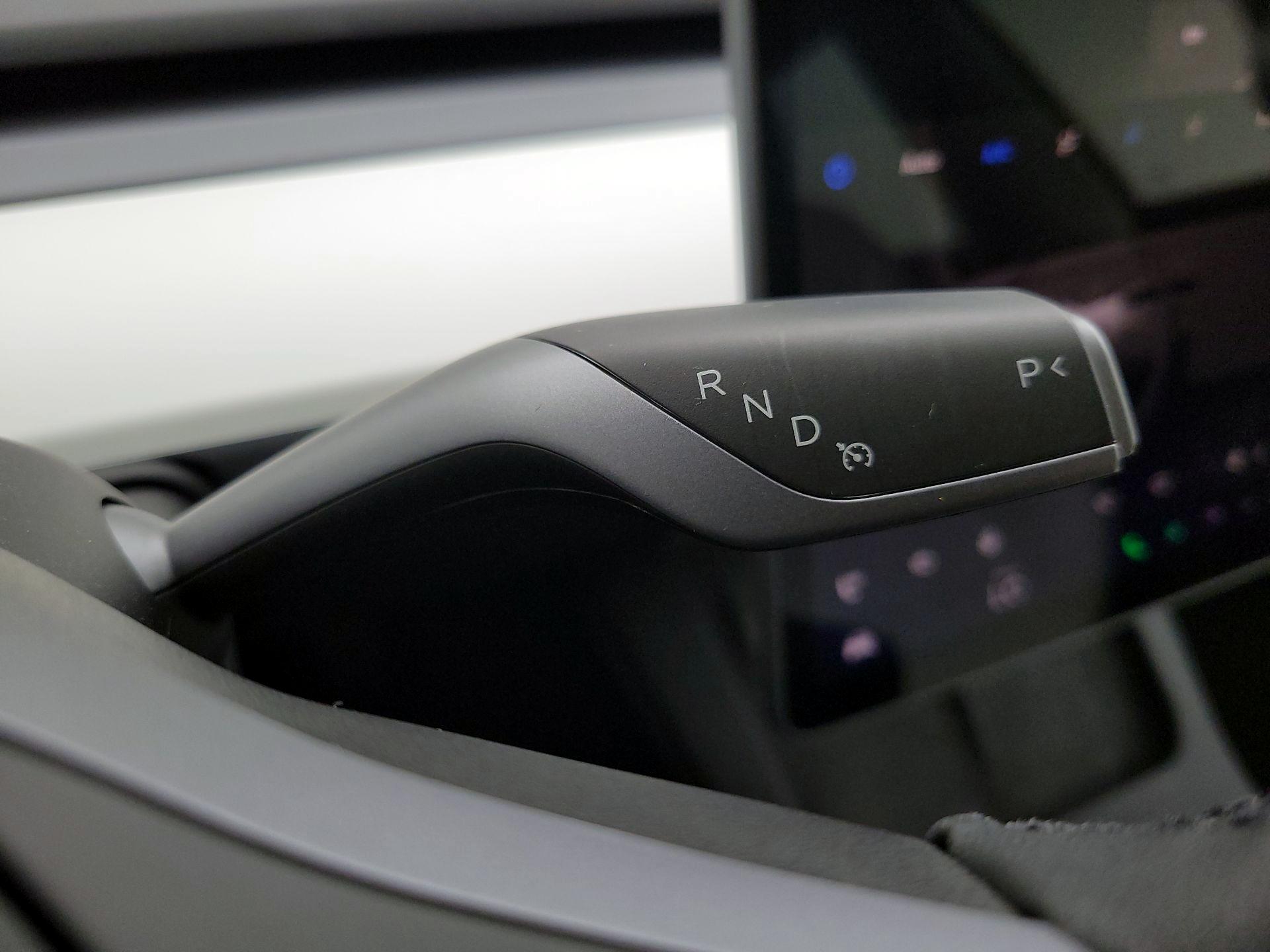 Thumbnail: 2023 Tesla Model 3 - 17