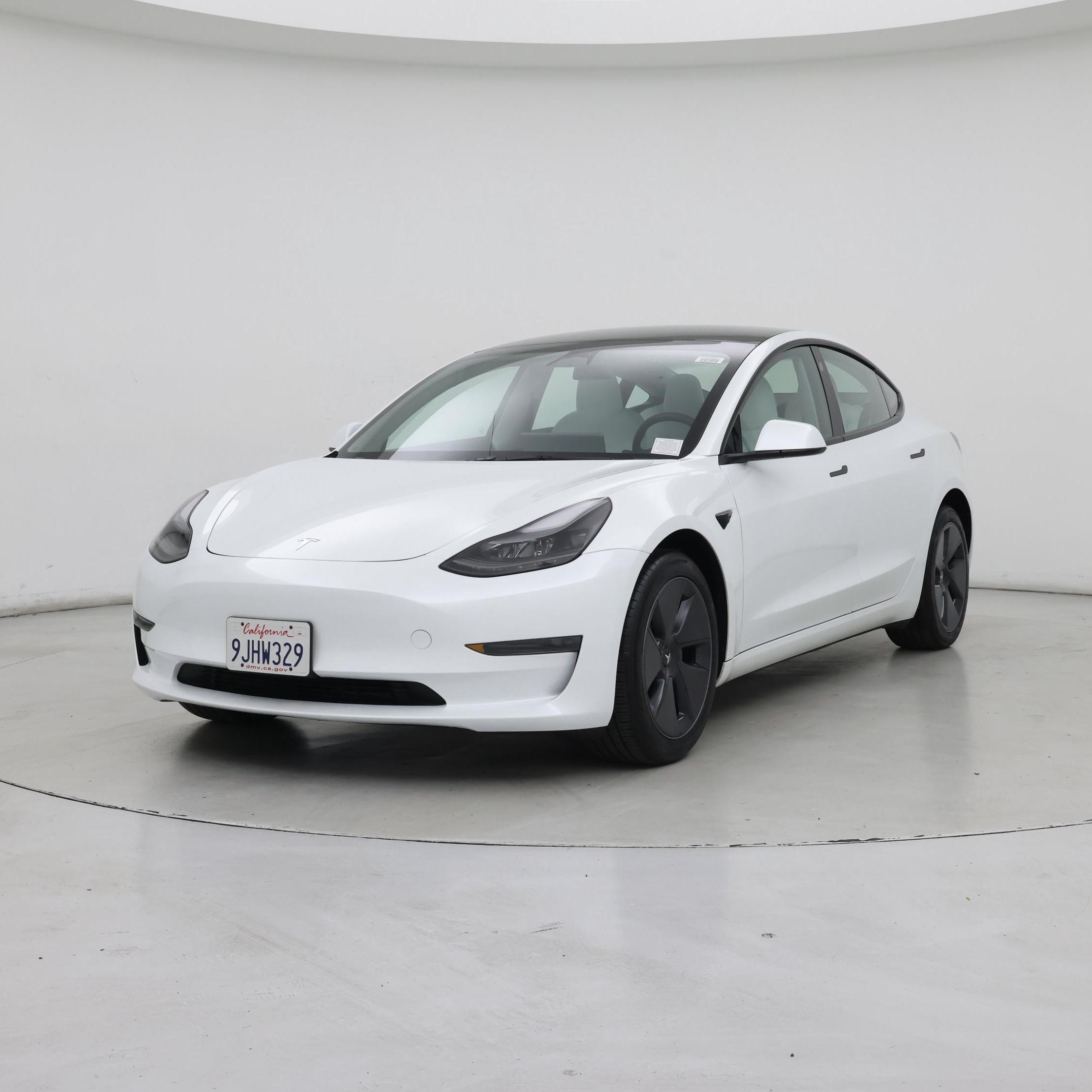 Thumbnail: 2023 Tesla Model 3 - 4