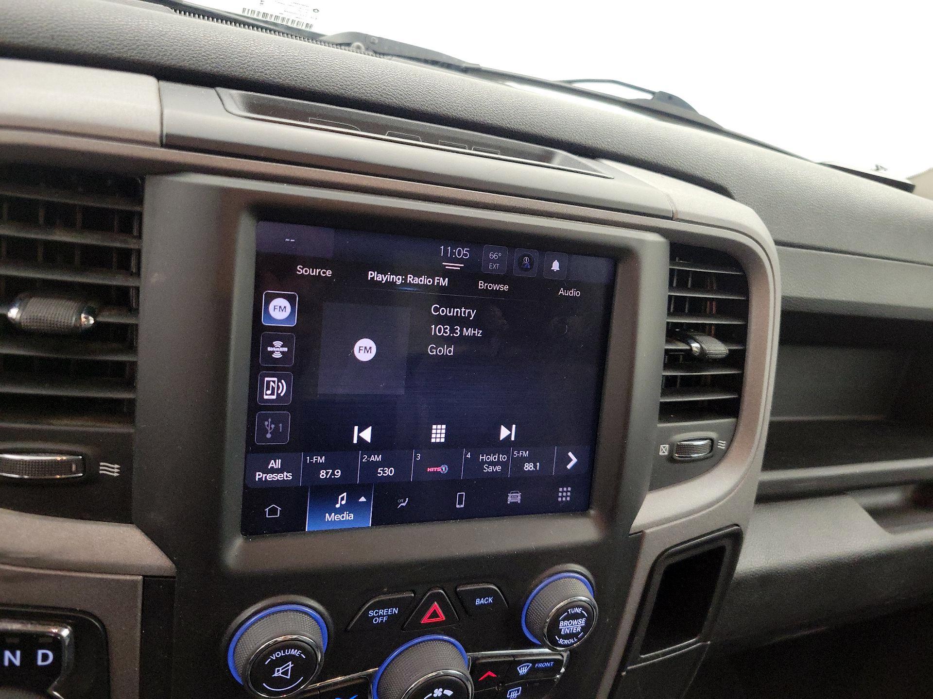 Thumbnail: 2023 RAM 1500 Classic - 15