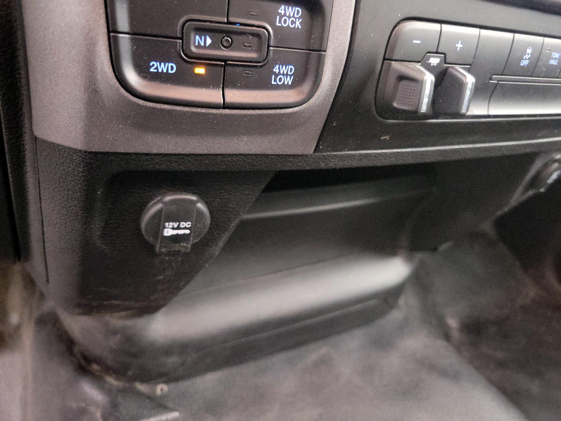 Thumbnail: 2023 RAM 1500 Classic - 18